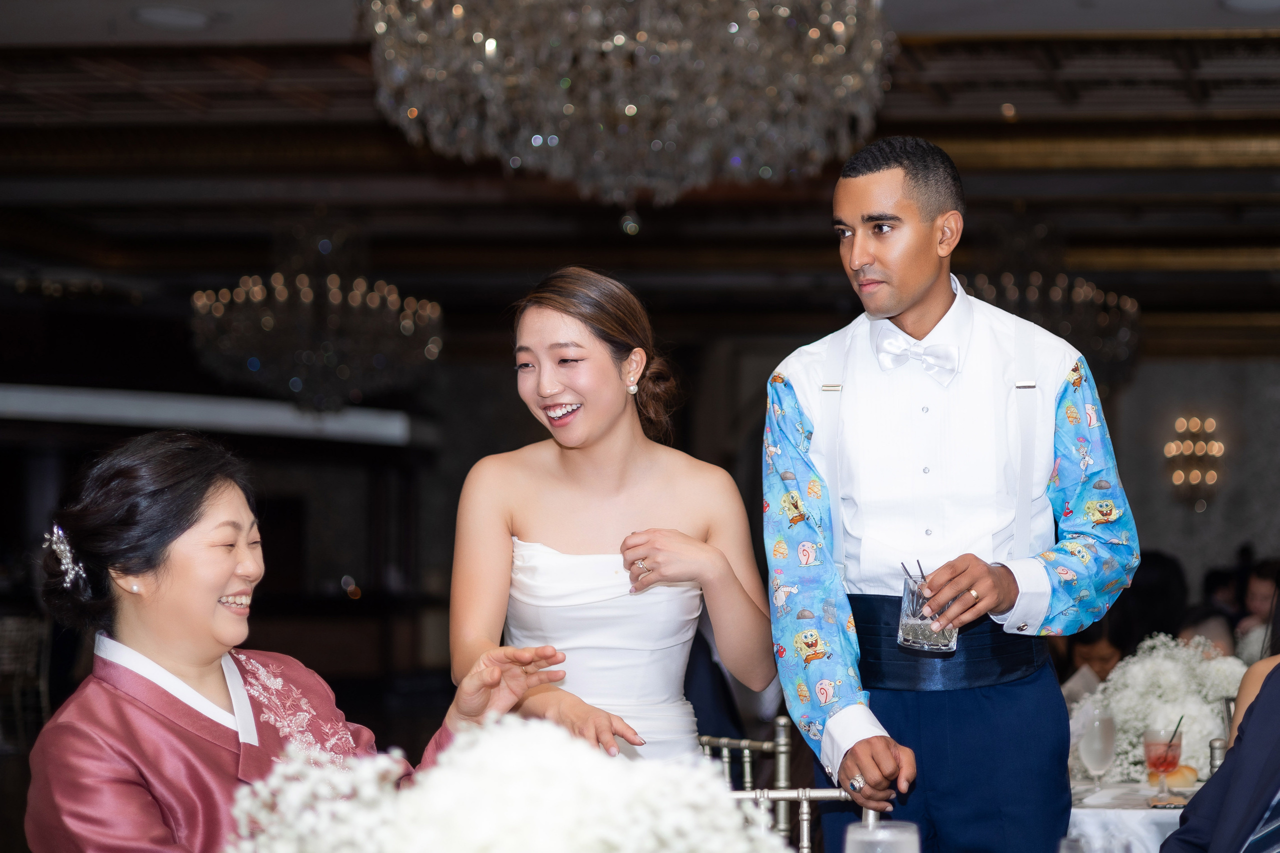 Ester & Conner. Wedding and Event photography, Kisses + Veil