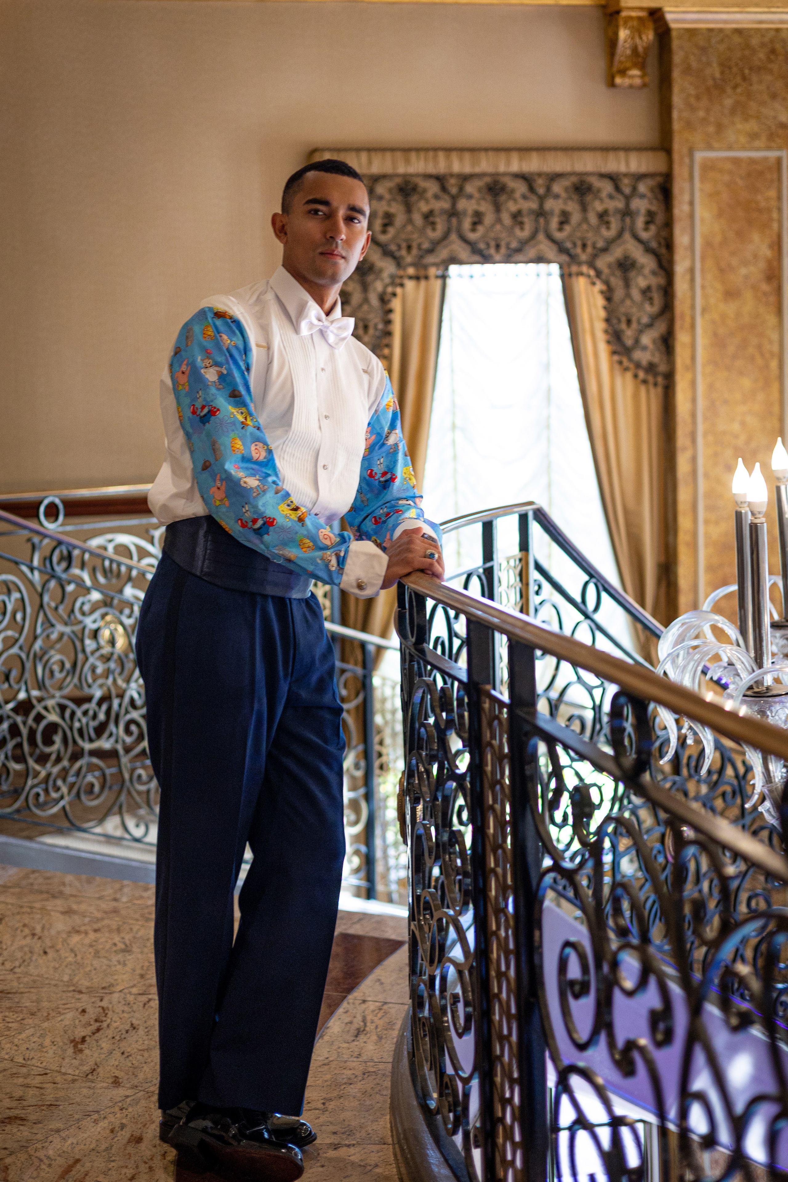 Ester & Conner. Wedding and Event photography, Kisses + Veil