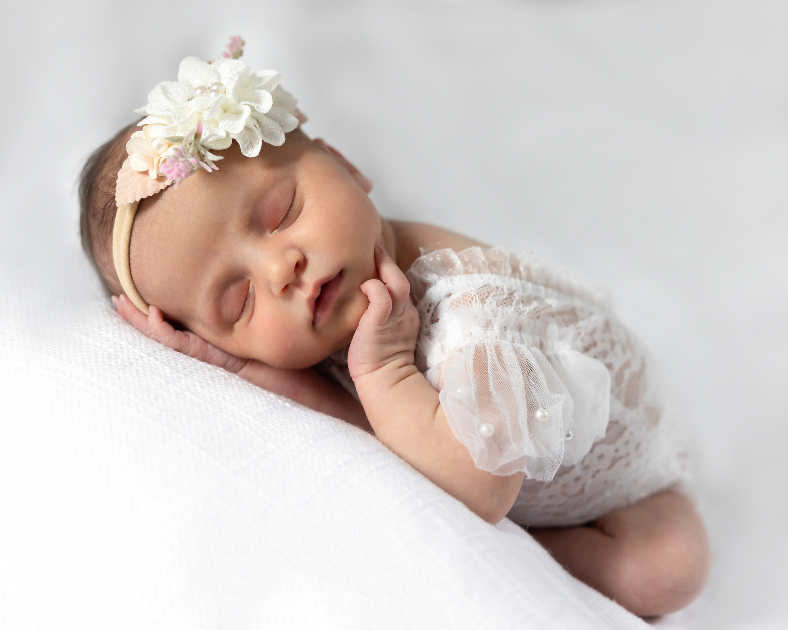Newborn | Family | Maternity. Wedding and Event photography, Kisses + Veil