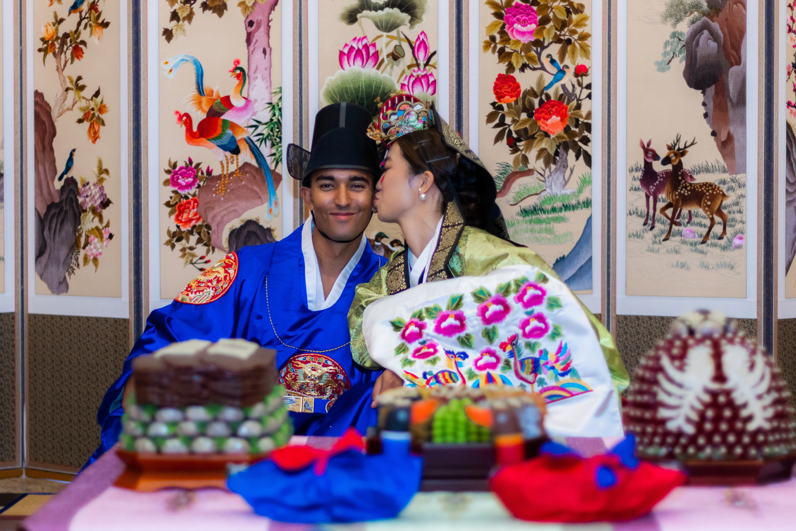 Ester & Conner. Wedding and Event photography, Kisses + Veil