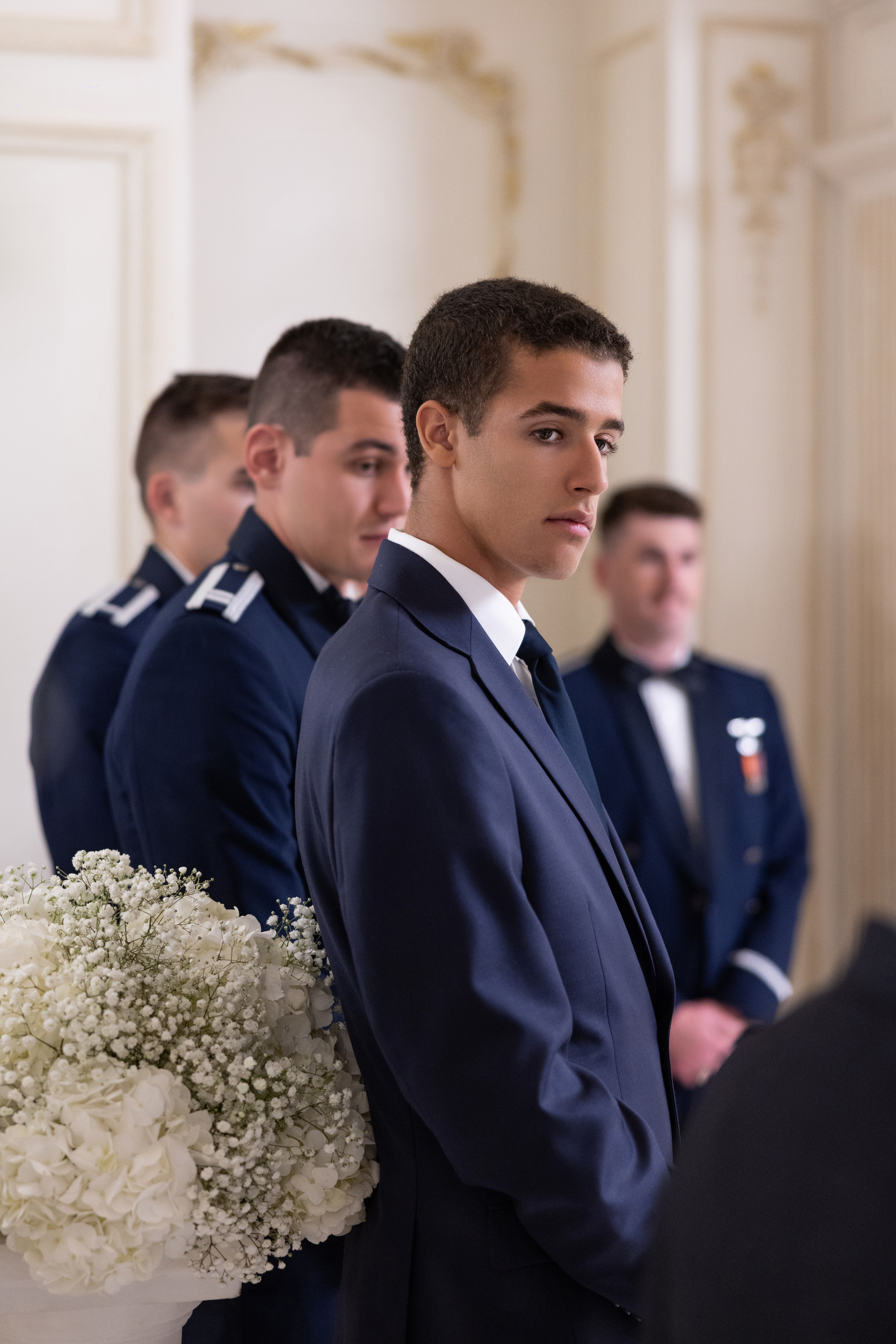 Ester & Conner. Wedding and Event photography, Kisses + Veil