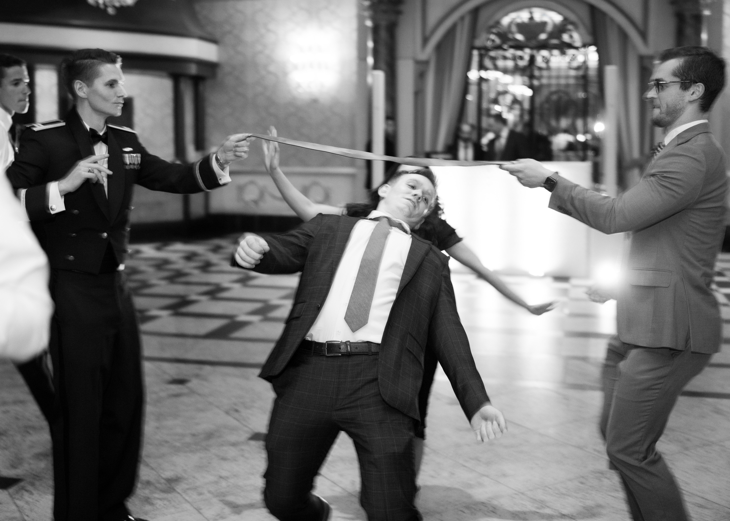 Ester & Conner. Wedding and Event photography, Kisses + Veil