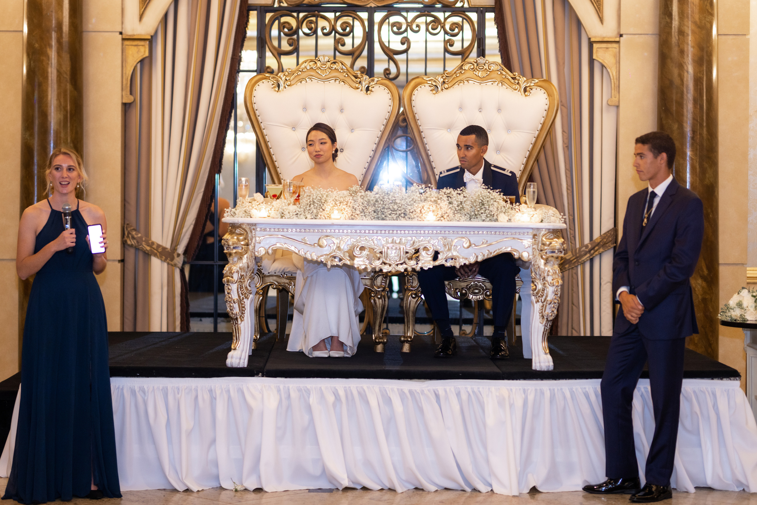 Ester & Conner. Wedding and Event photography, Kisses + Veil