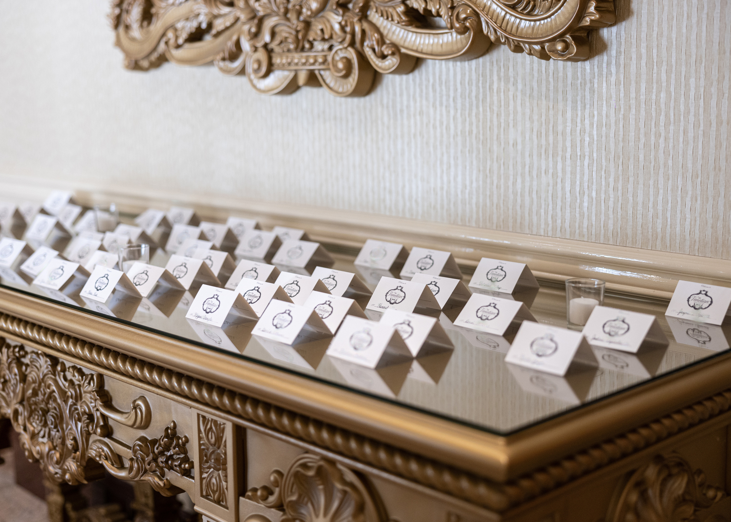 Ester & Conner. Wedding and Event photography, Kisses + Veil