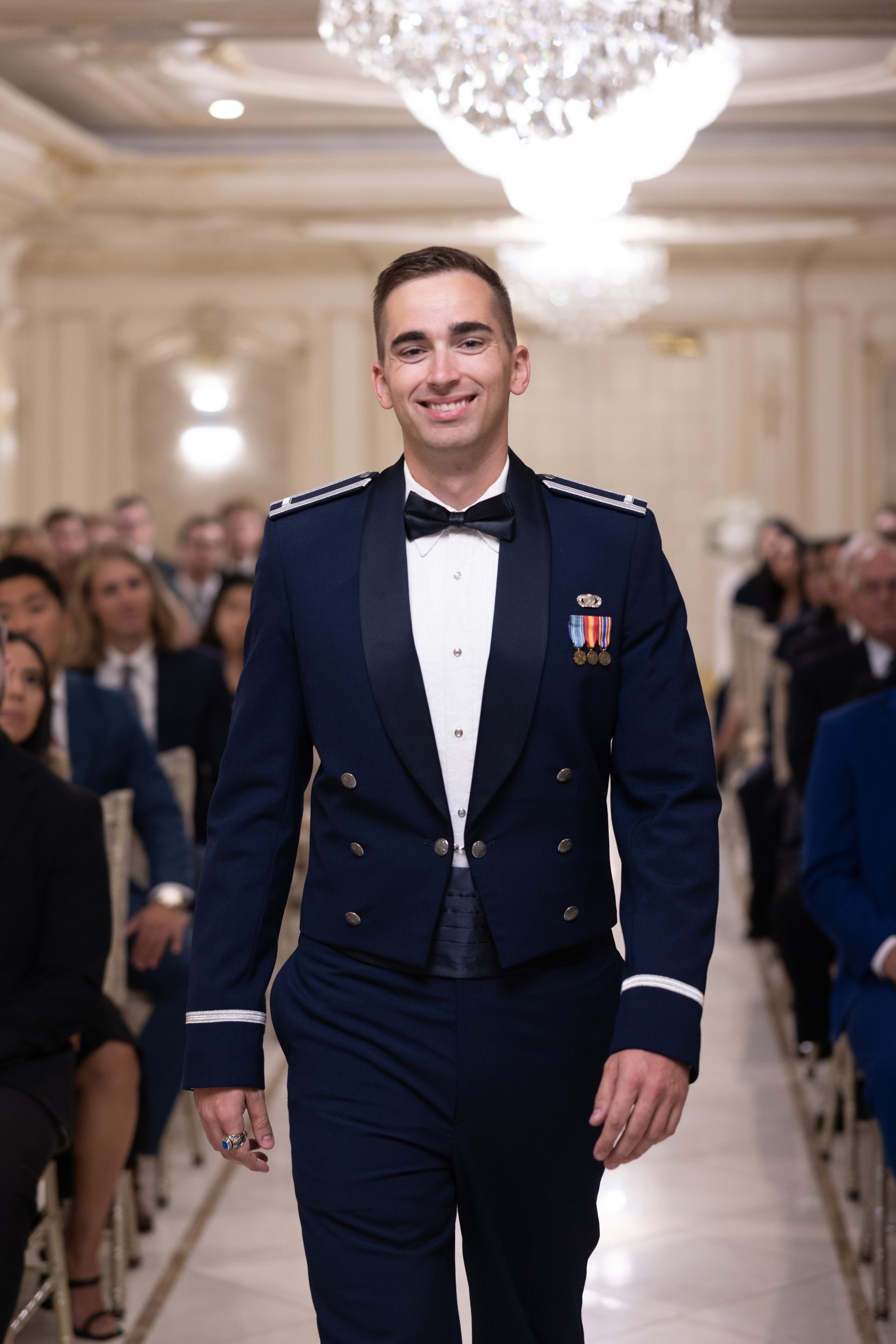 Ester & Conner. Wedding and Event photography, Kisses + Veil