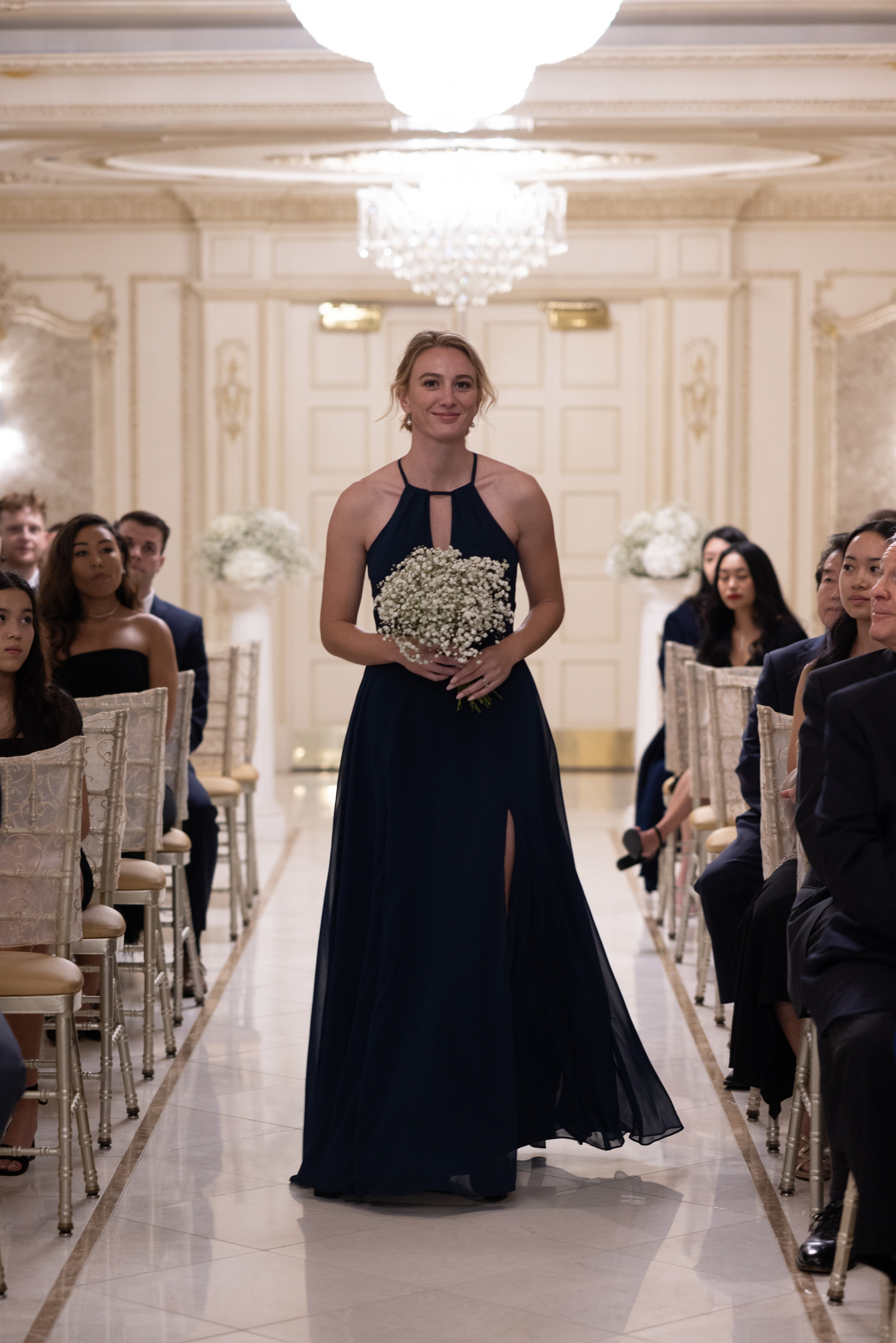 Ester & Conner. Wedding and Event photography, Kisses + Veil