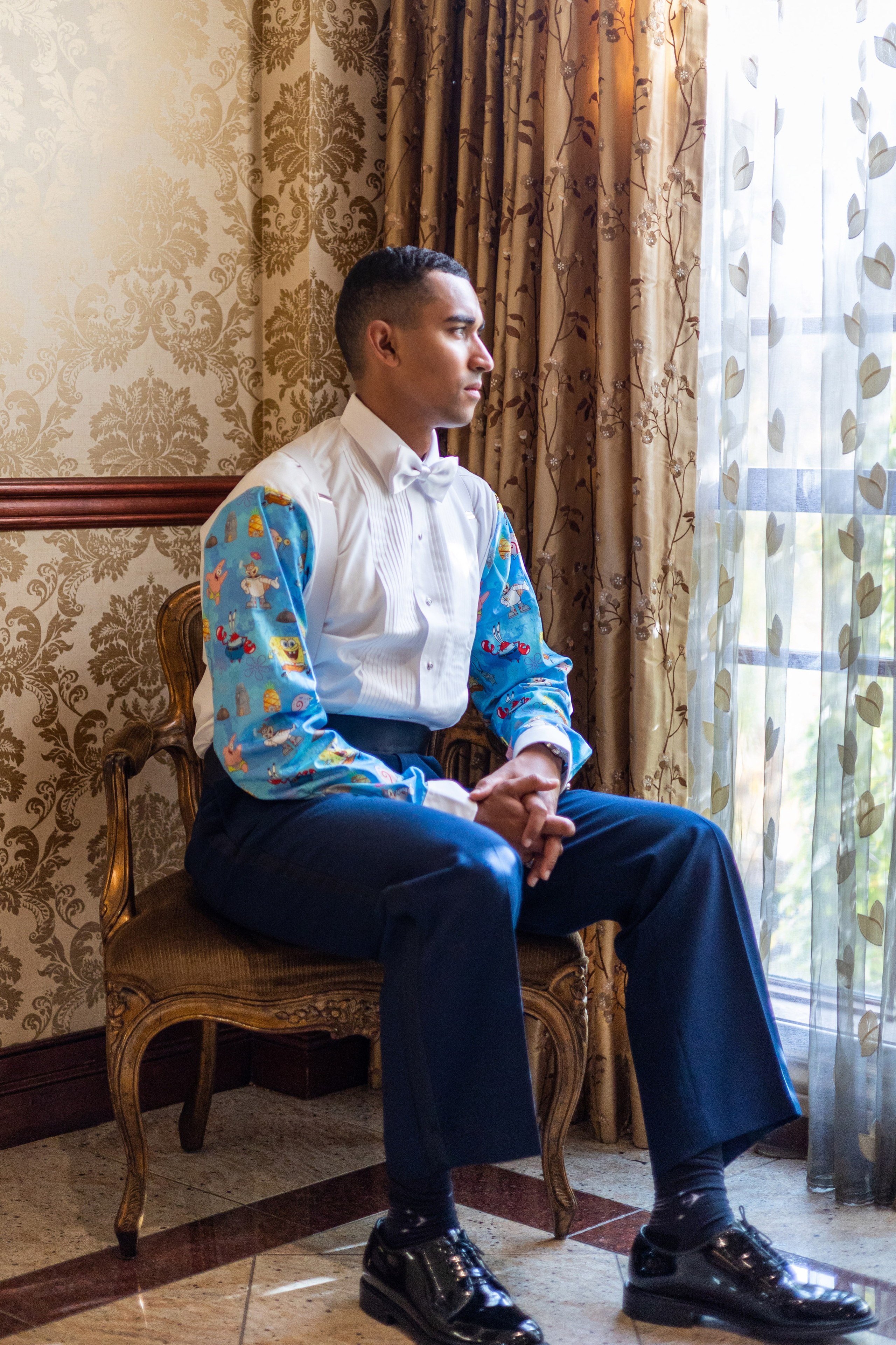 Ester & Conner. Wedding and Event photography, Kisses + Veil