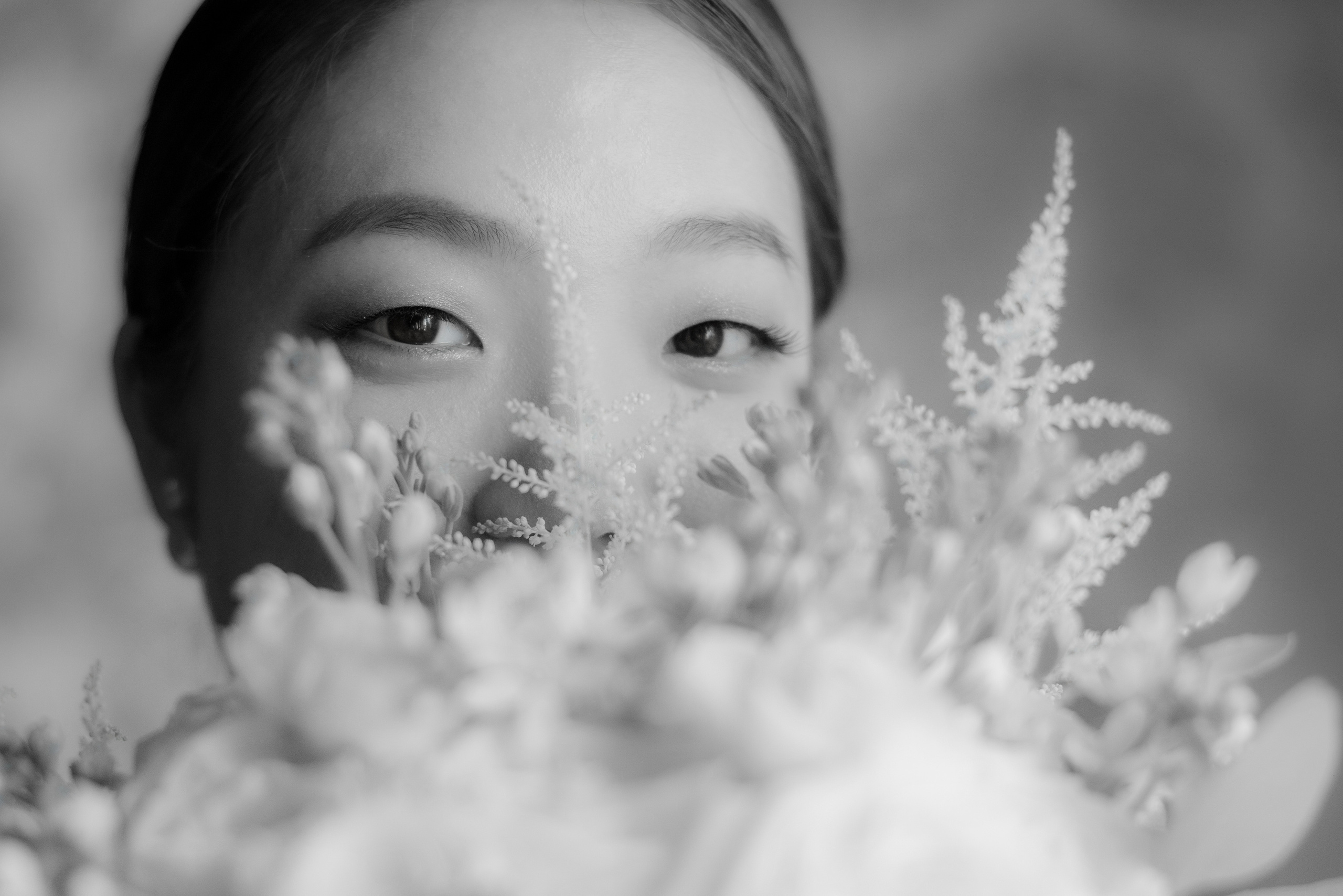 Ester & Conner. Wedding and Event photography, Kisses + Veil