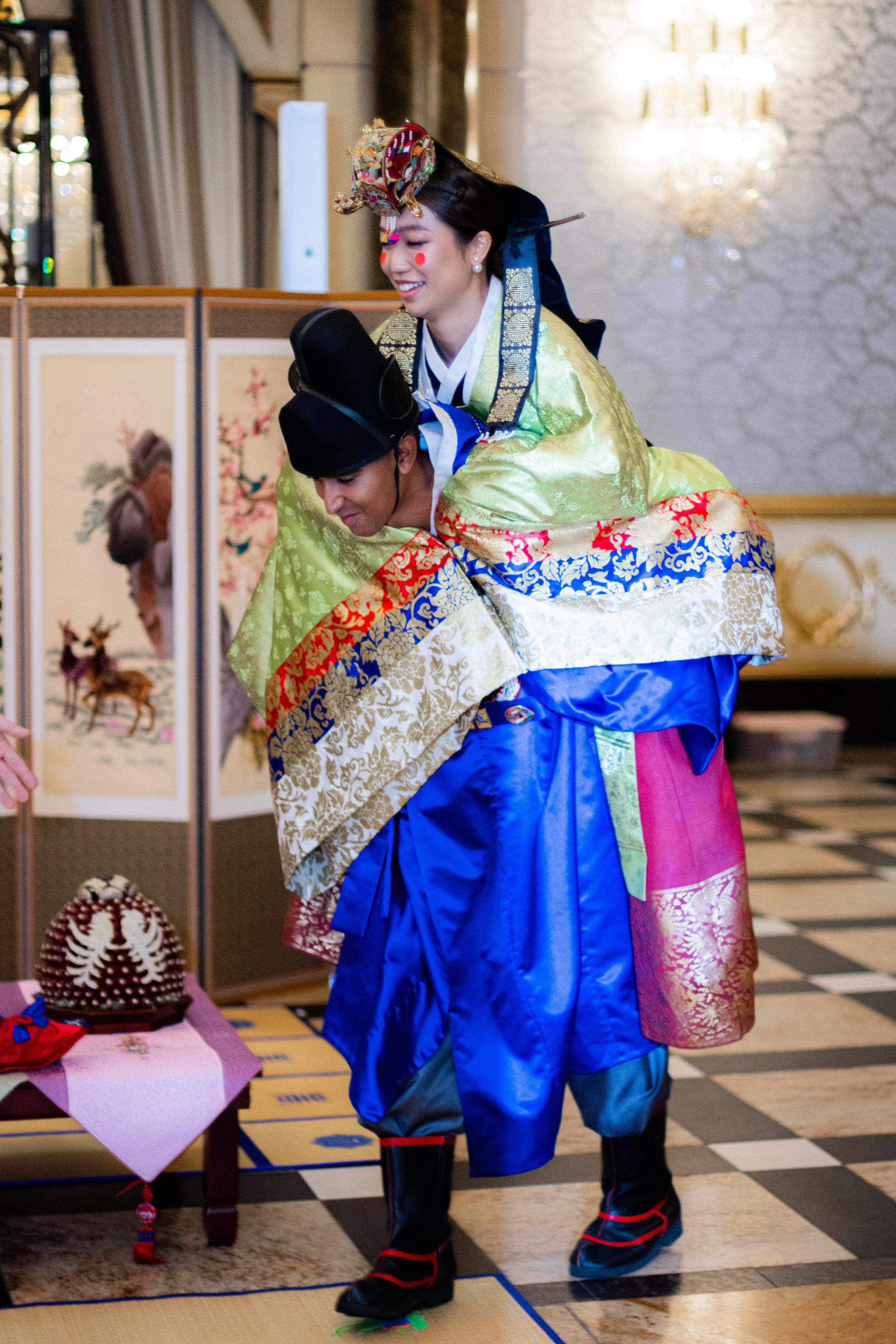 Ester & Conner. Wedding and Event photography, Kisses + Veil