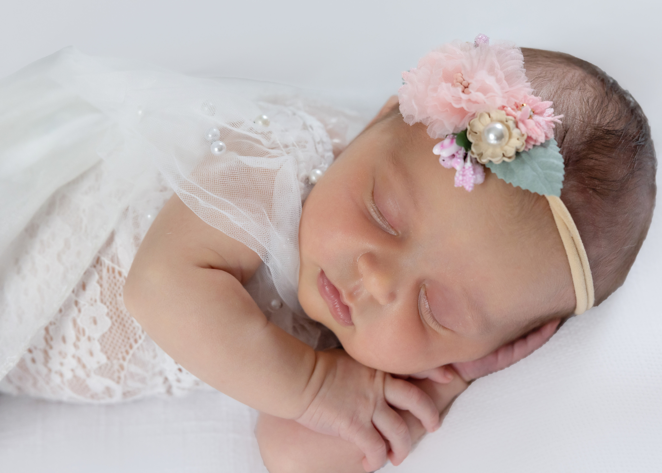 Newborn | Family | Maternity. Wedding and Event photography, Kisses + Veil