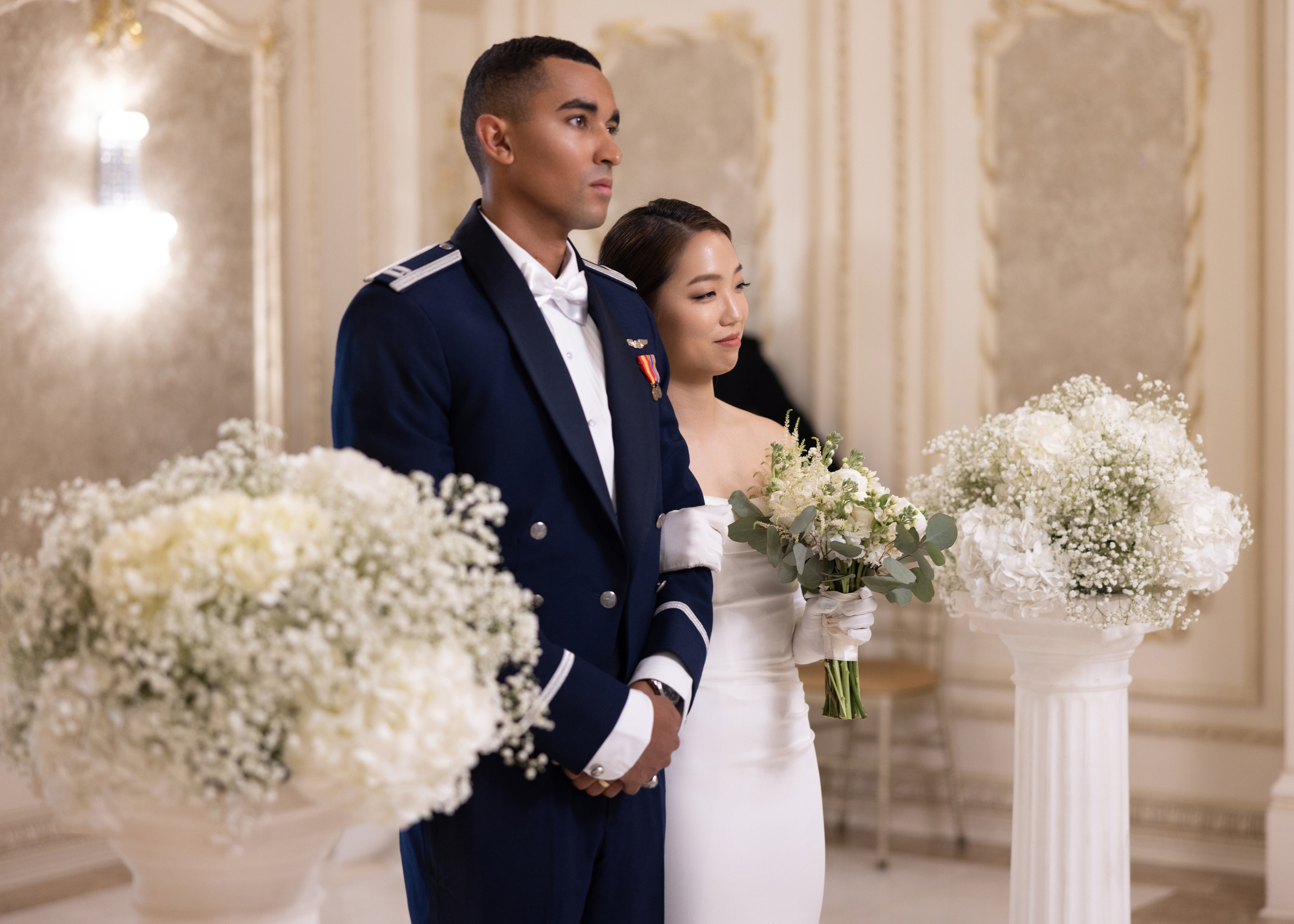 Ester & Conner. Wedding and Event photography, Kisses + Veil