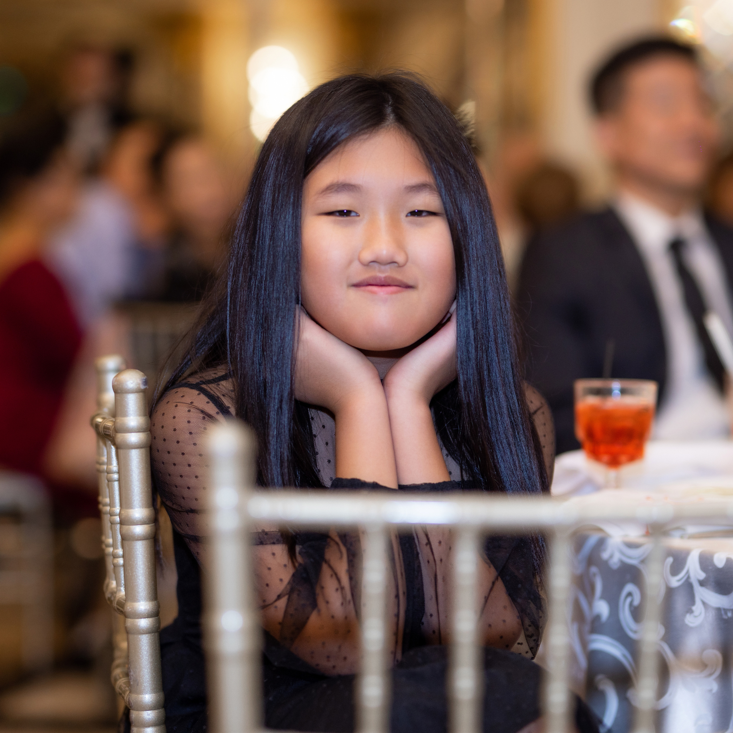 Ester & Conner. Wedding and Event photography, Kisses + Veil