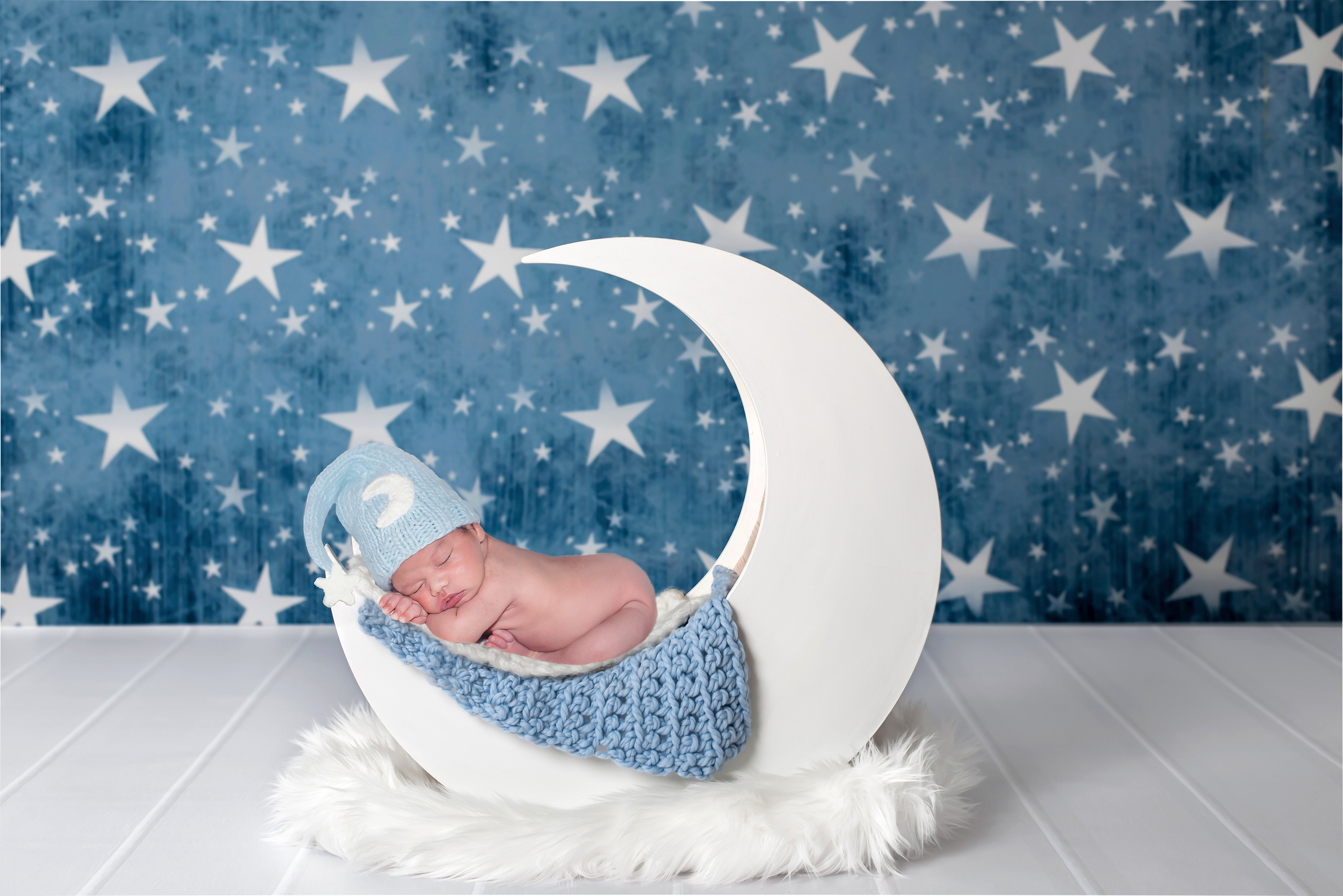 Newborn | Family | Maternity. Wedding and Event photography, Kisses + Veil