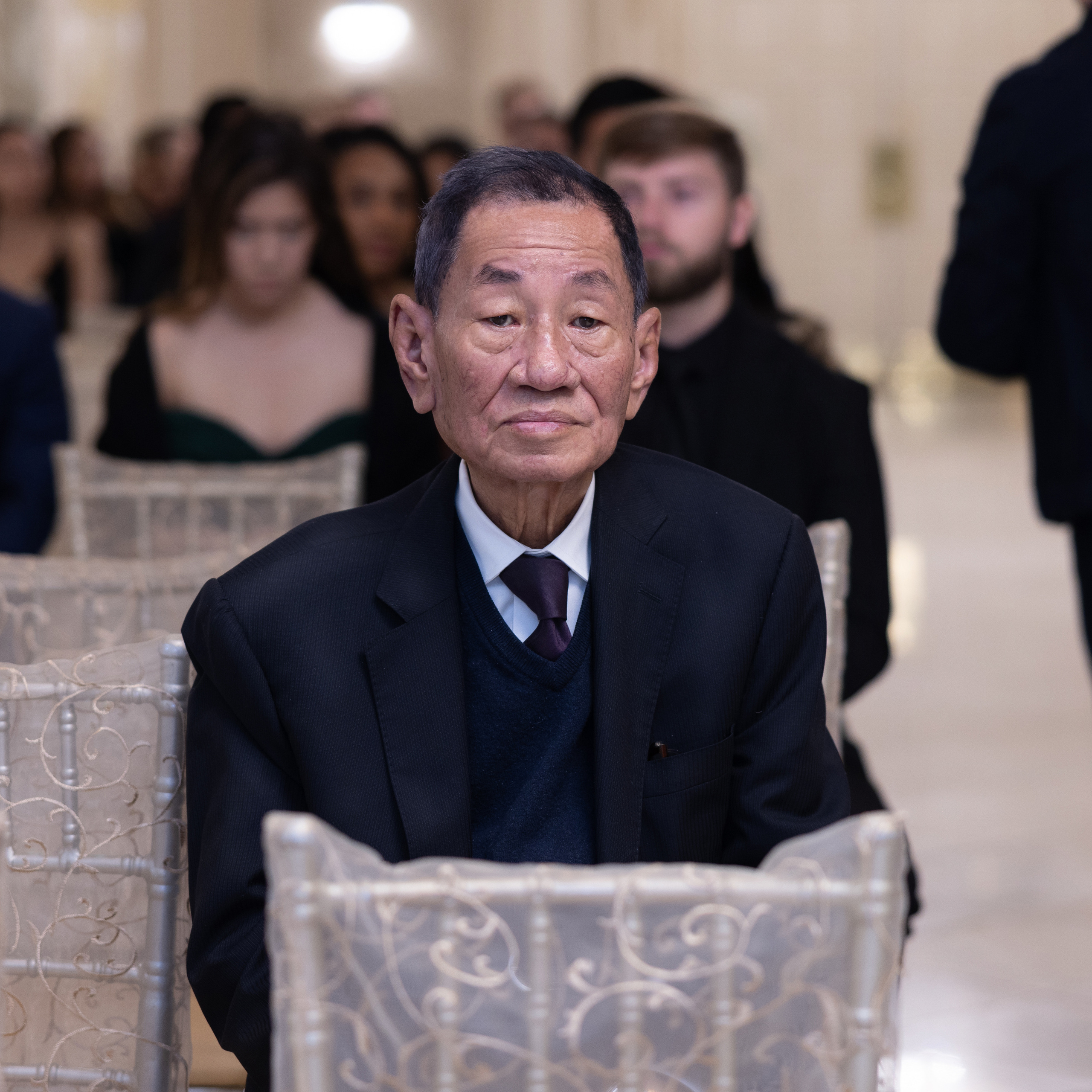 Ester & Conner. Wedding and Event photography, Kisses + Veil