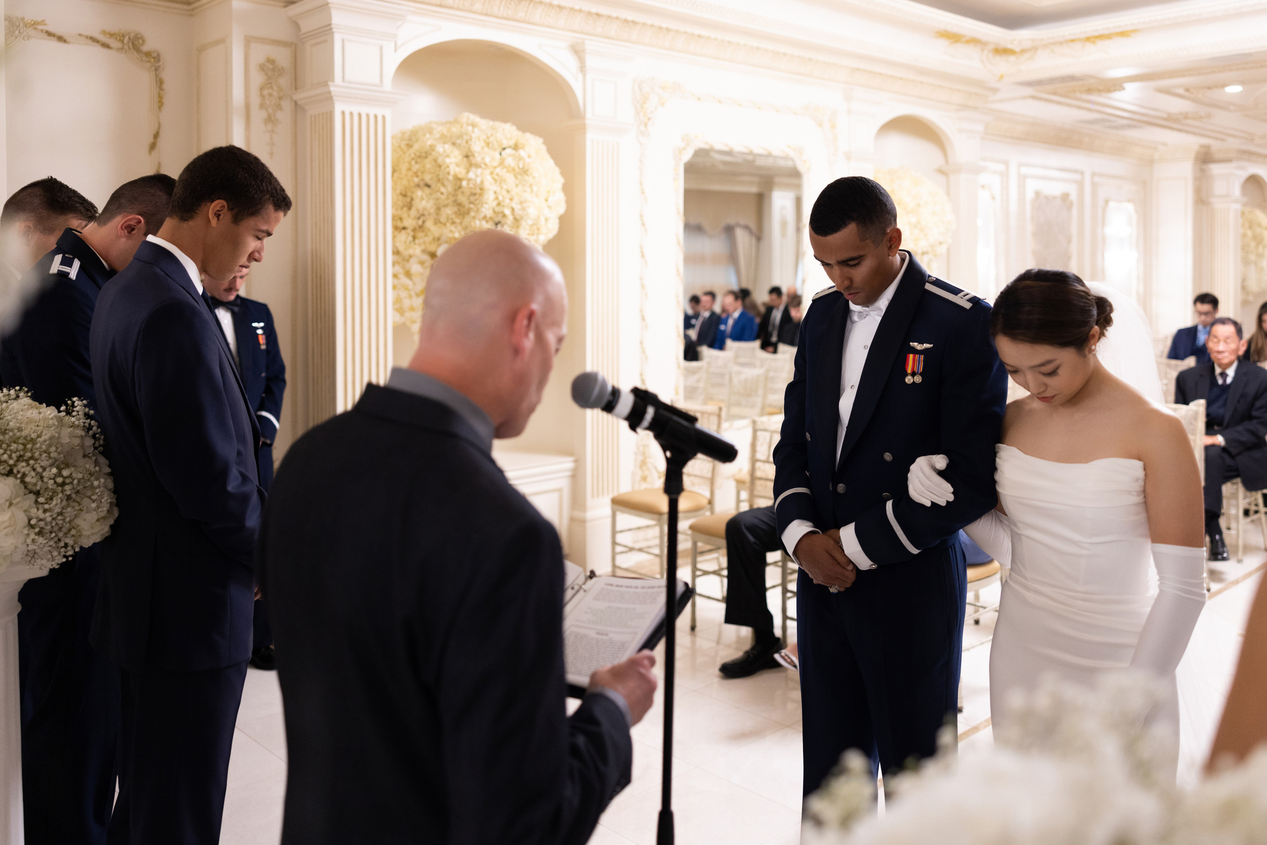 Ester & Conner. Wedding and Event photography, Kisses + Veil