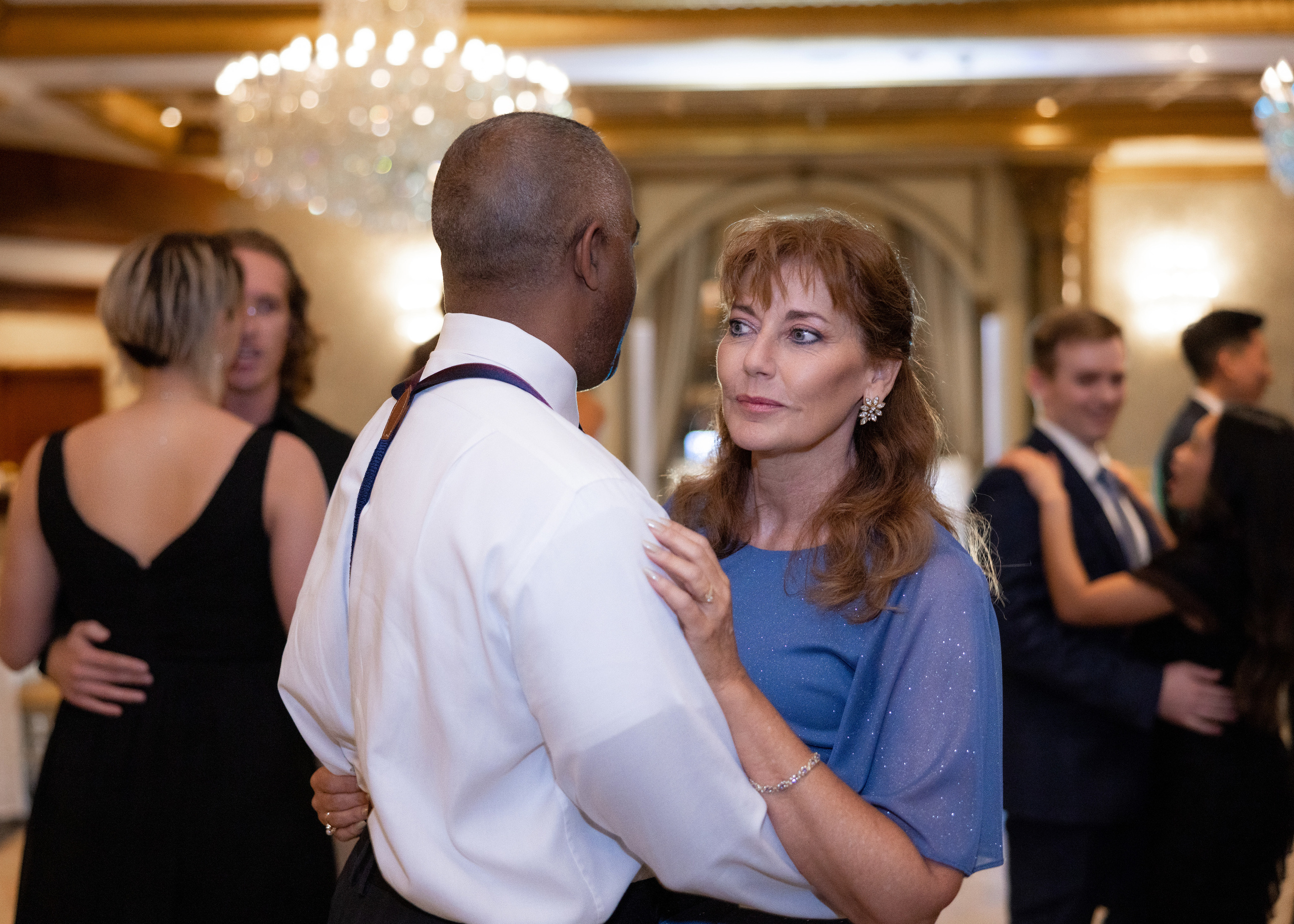 Ester & Conner. Wedding and Event photography, Kisses + Veil