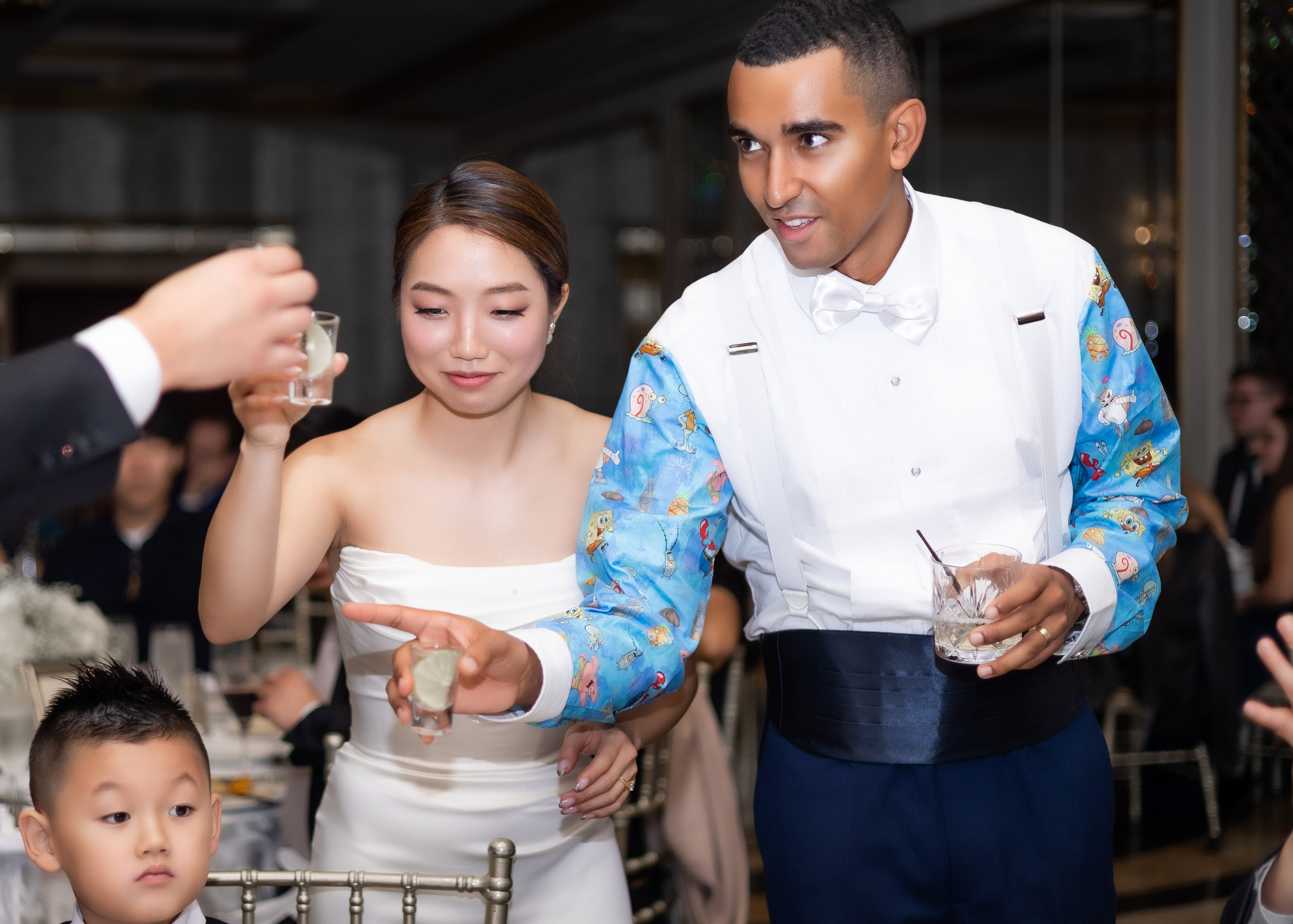 Ester & Conner. Wedding and Event photography, Kisses + Veil