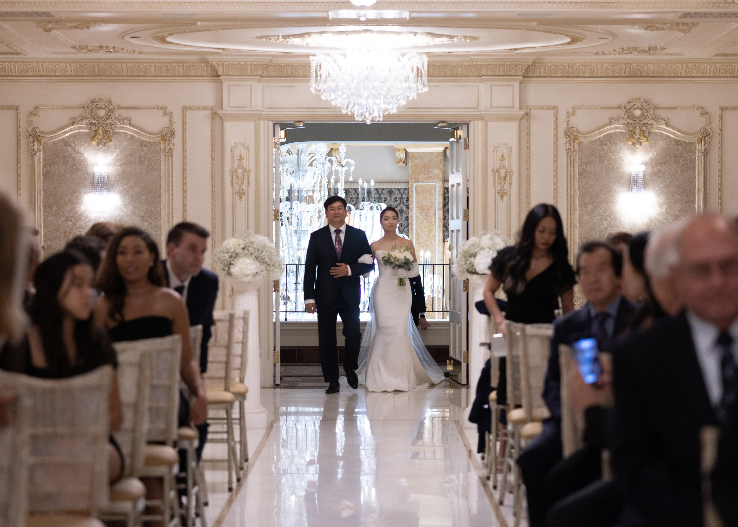 Ester & Conner. Wedding and Event photography, Kisses + Veil