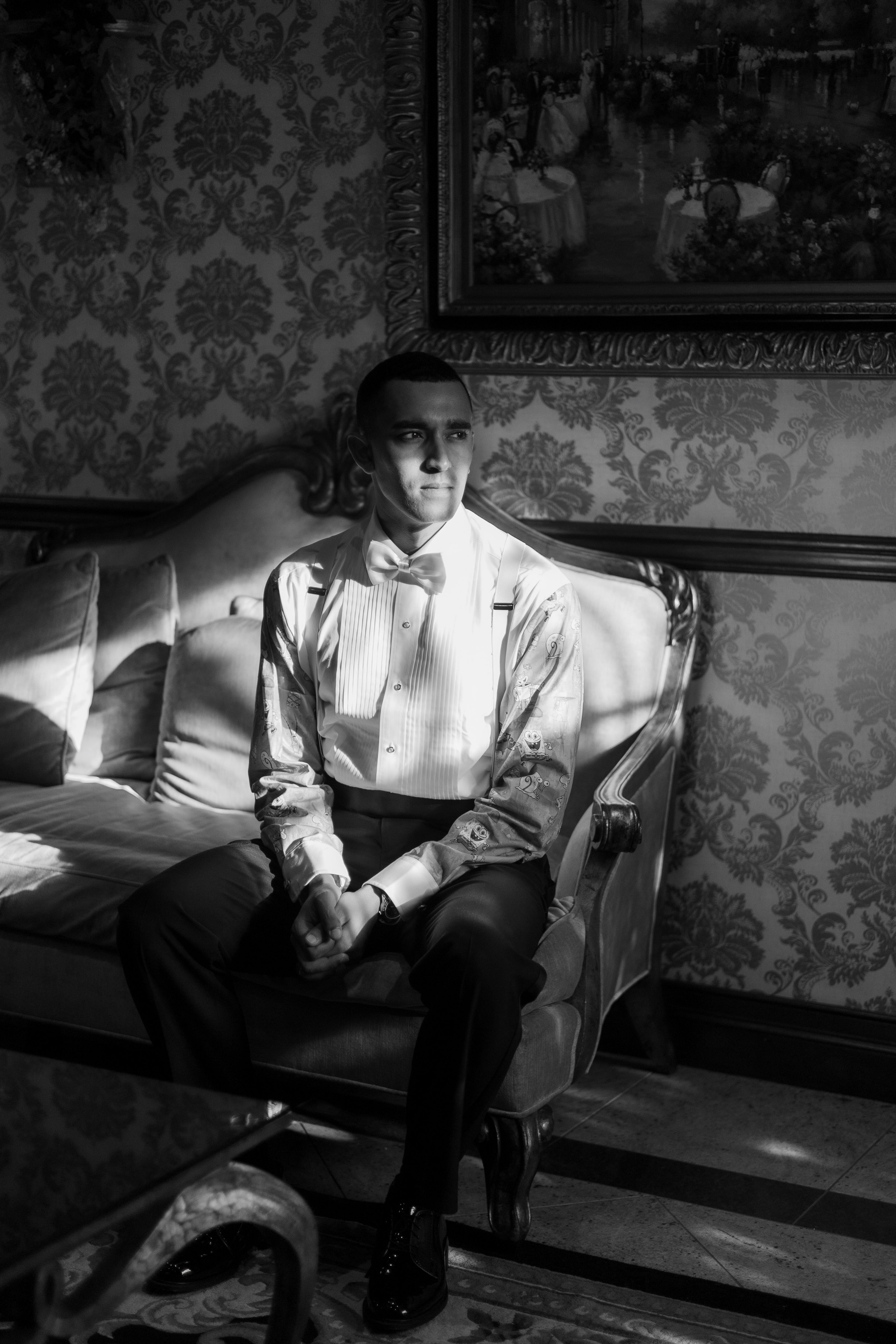 Ester & Conner. Wedding and Event photography, Kisses + Veil