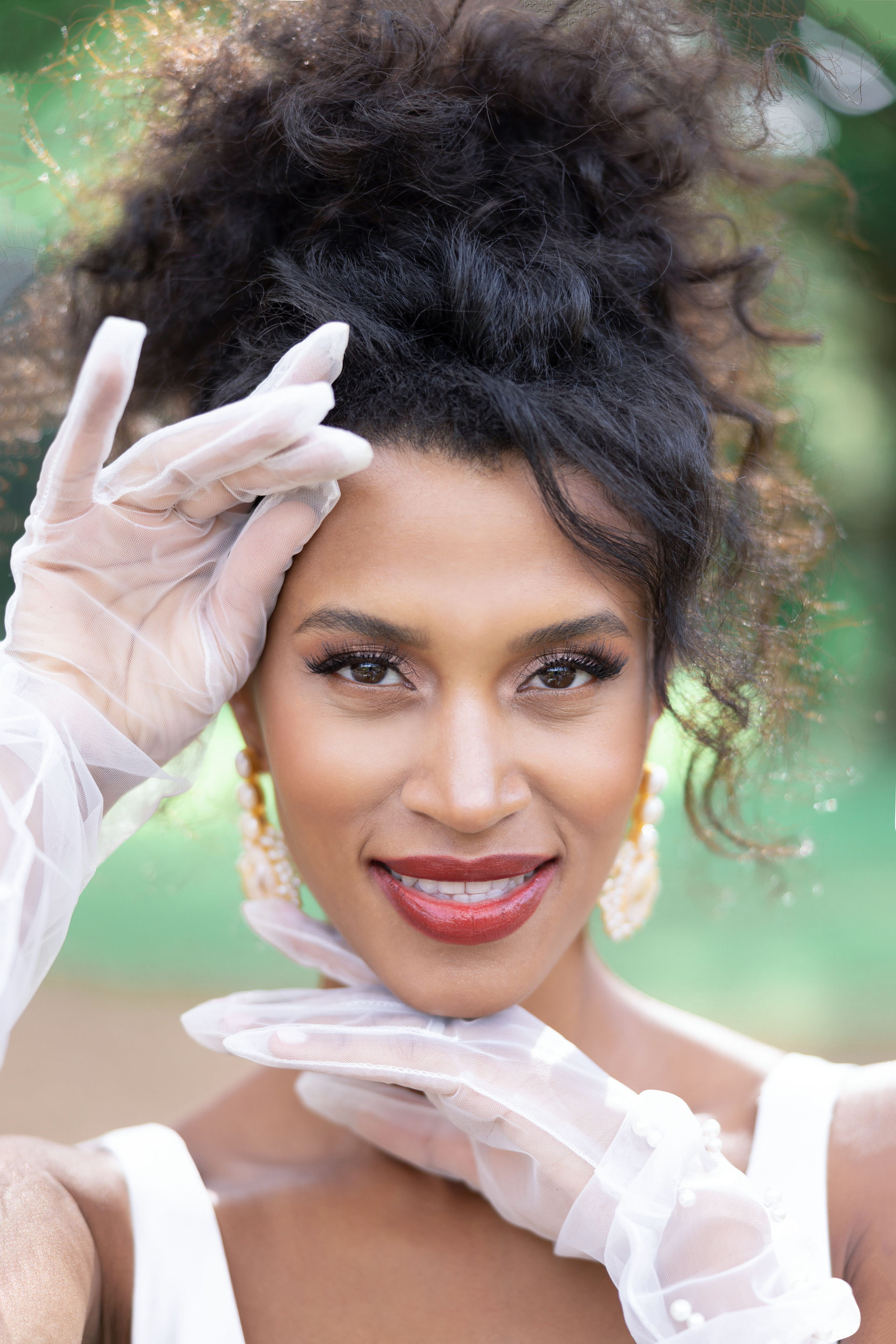 Wedding and Event photography, Kisses + Veil