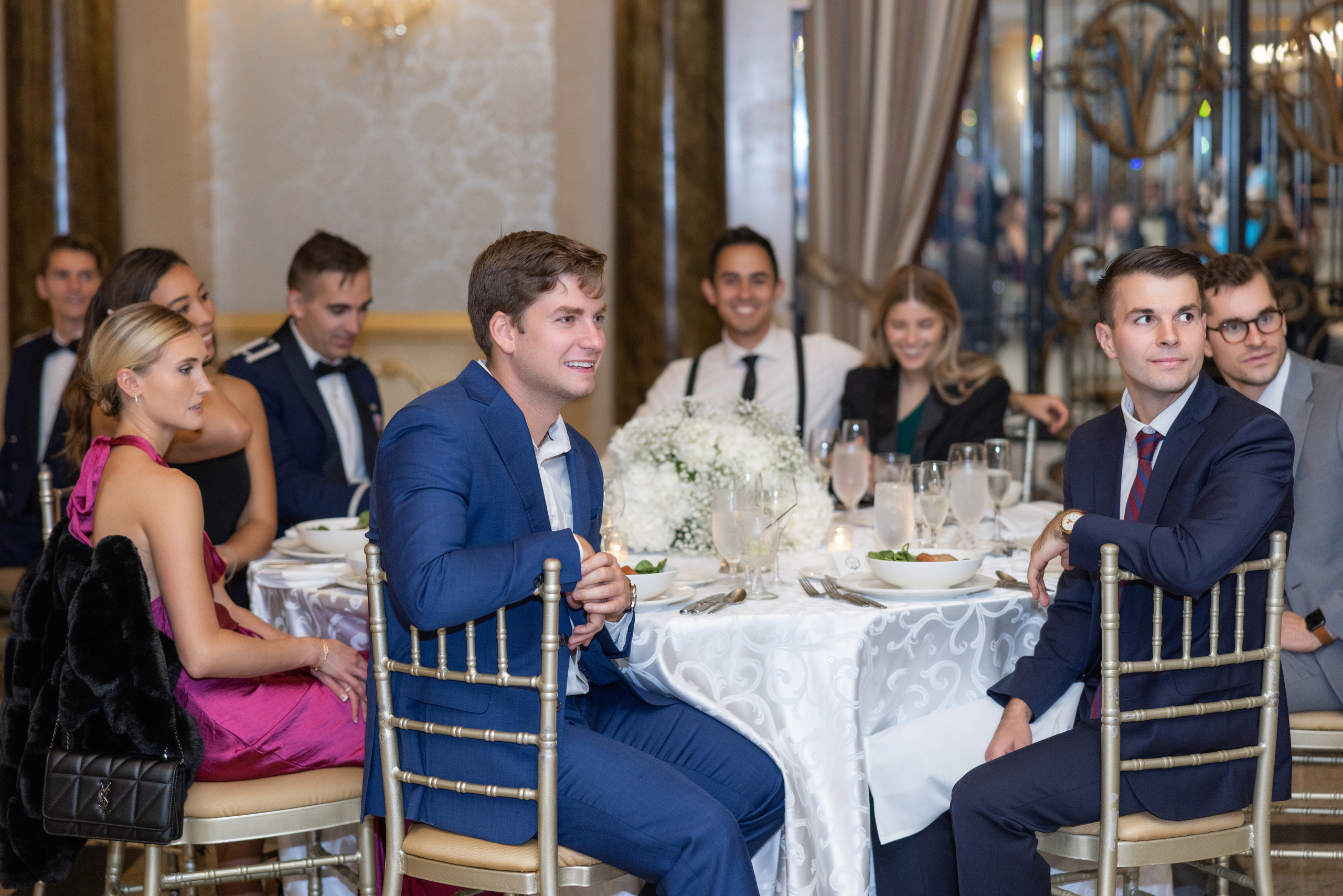 Ester & Conner. Wedding and Event photography, Kisses + Veil