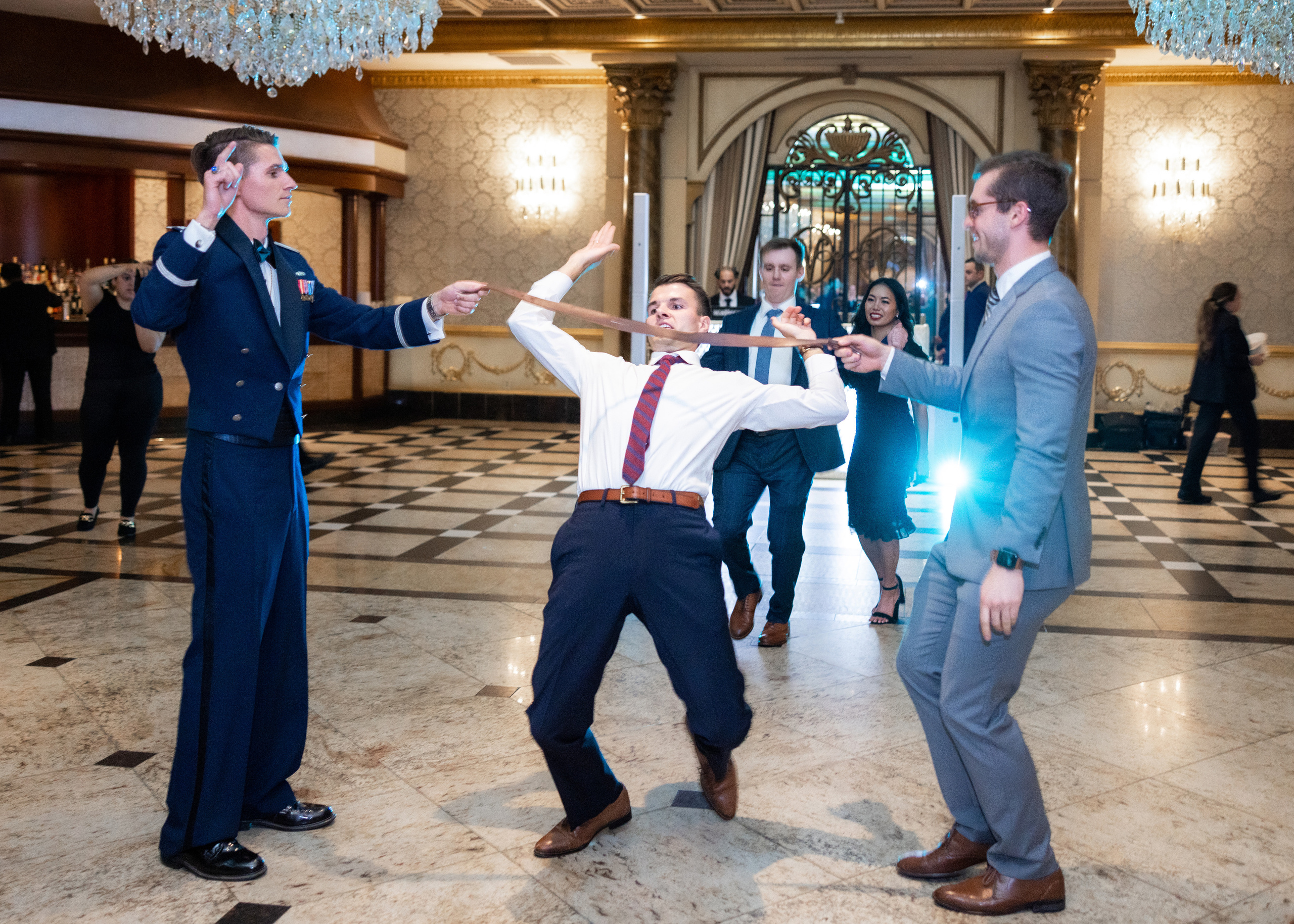 Ester & Conner. Wedding and Event photography, Kisses + Veil