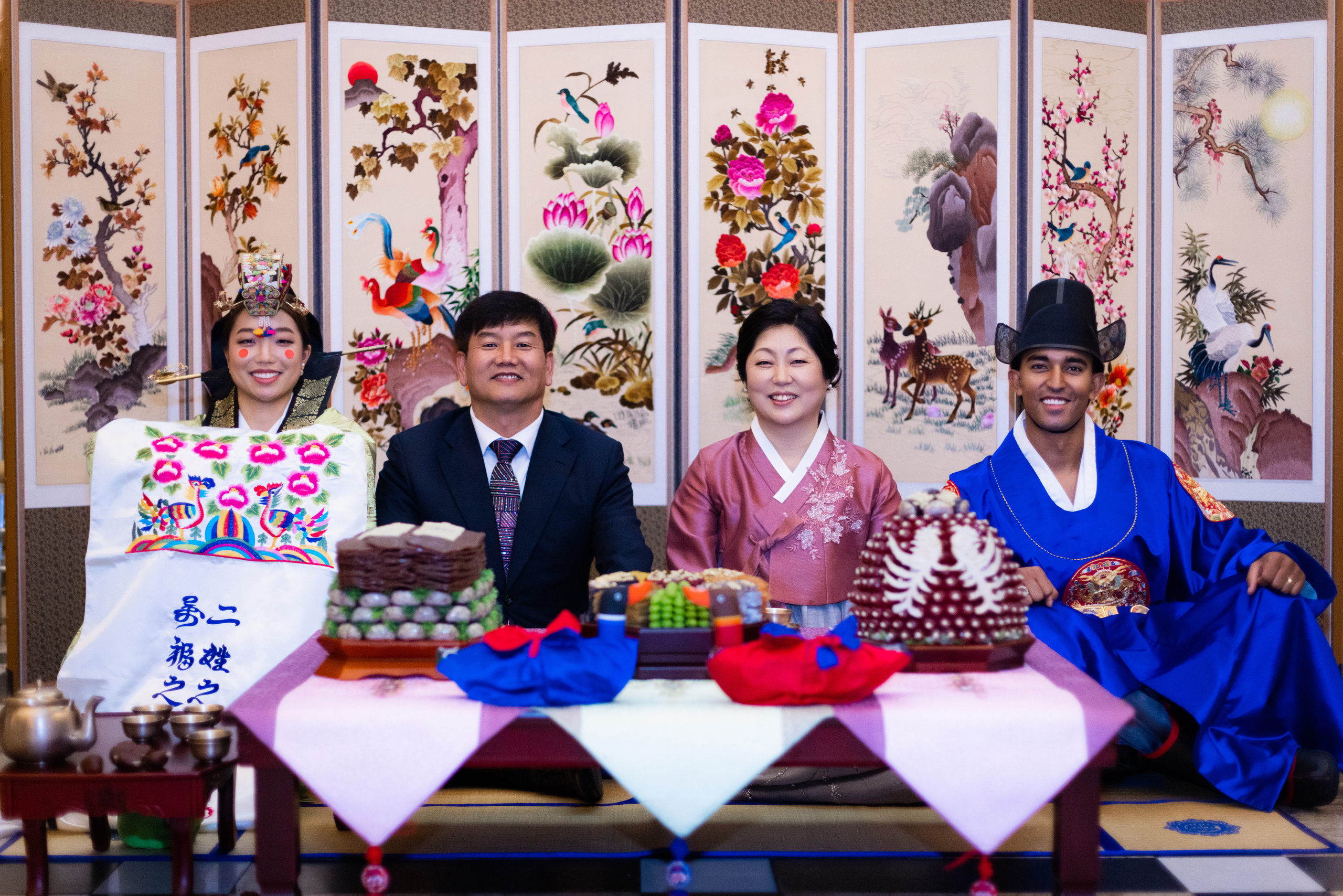 Ester & Conner. Wedding and Event photography, Kisses + Veil