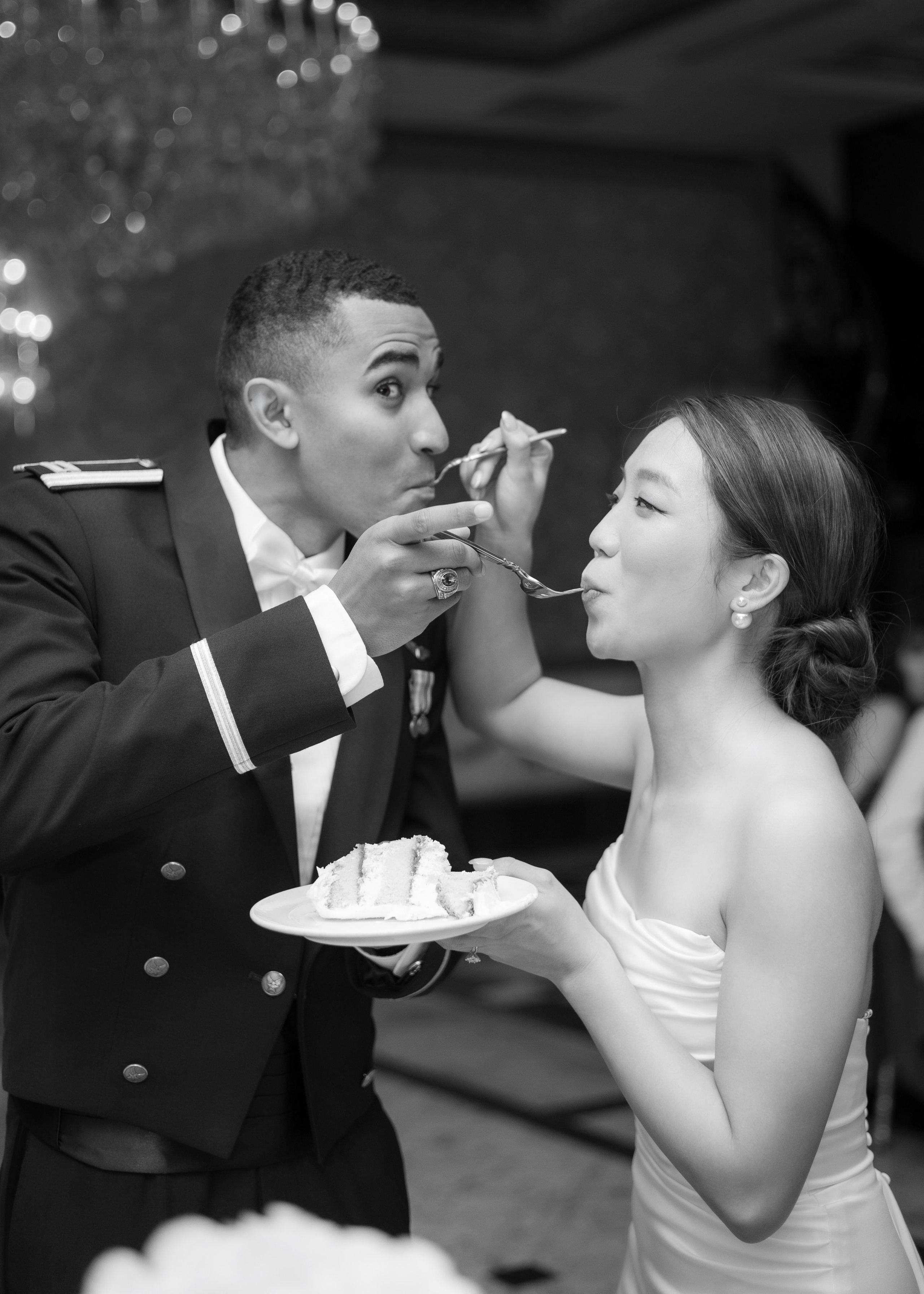 Ester & Conner. Wedding and Event photography, Kisses + Veil