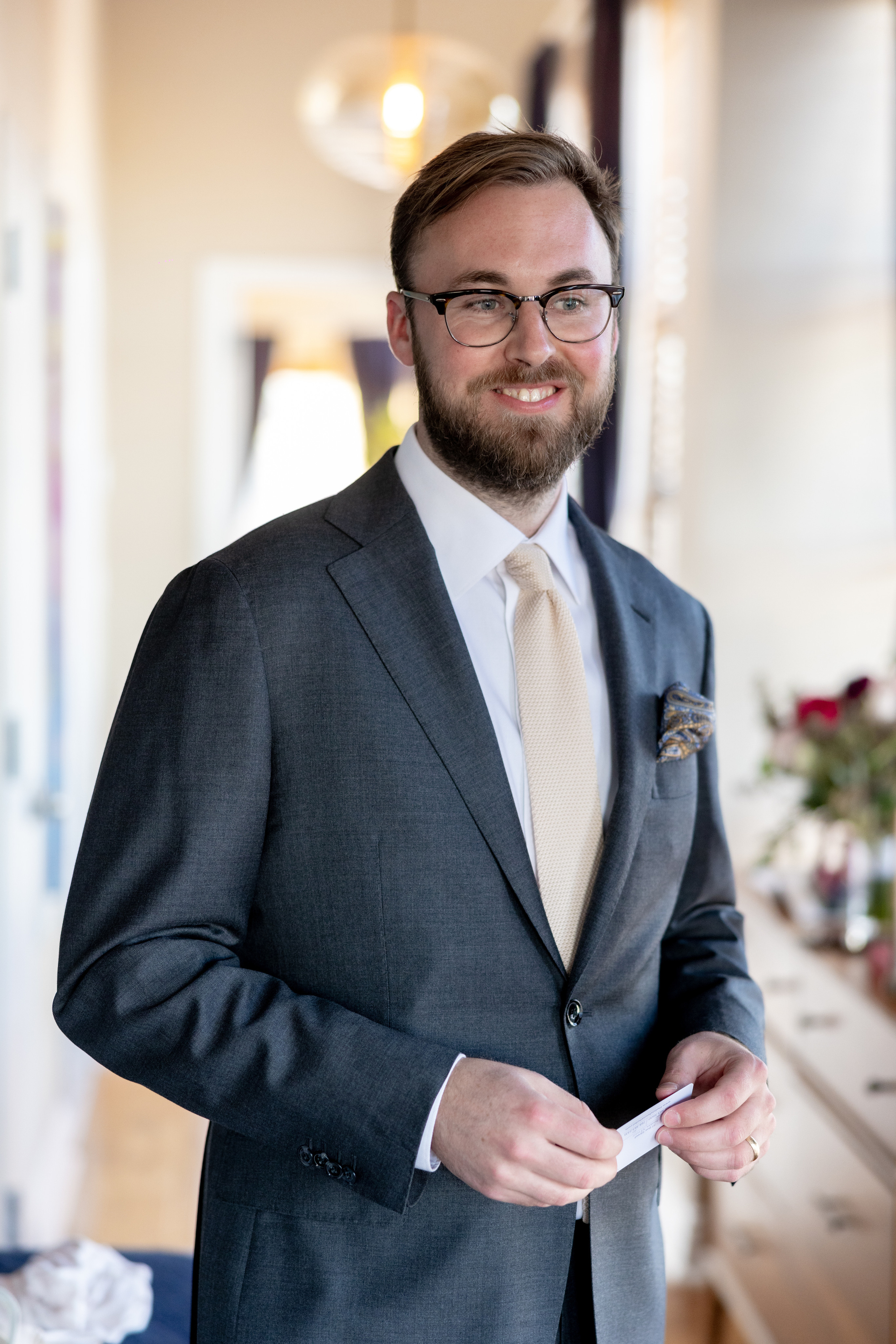 Nicholas & Madeleine. Wedding and Event photography, Kisses + Veil