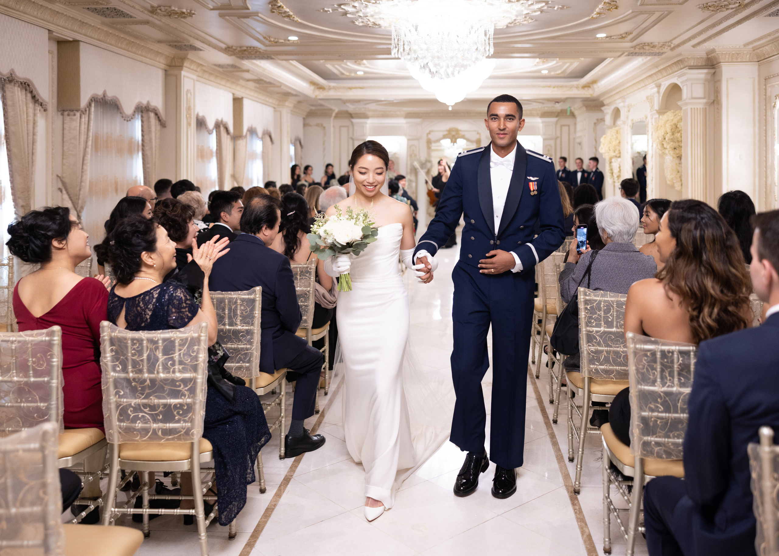 Ester & Conner. Wedding and Event photography, Kisses + Veil