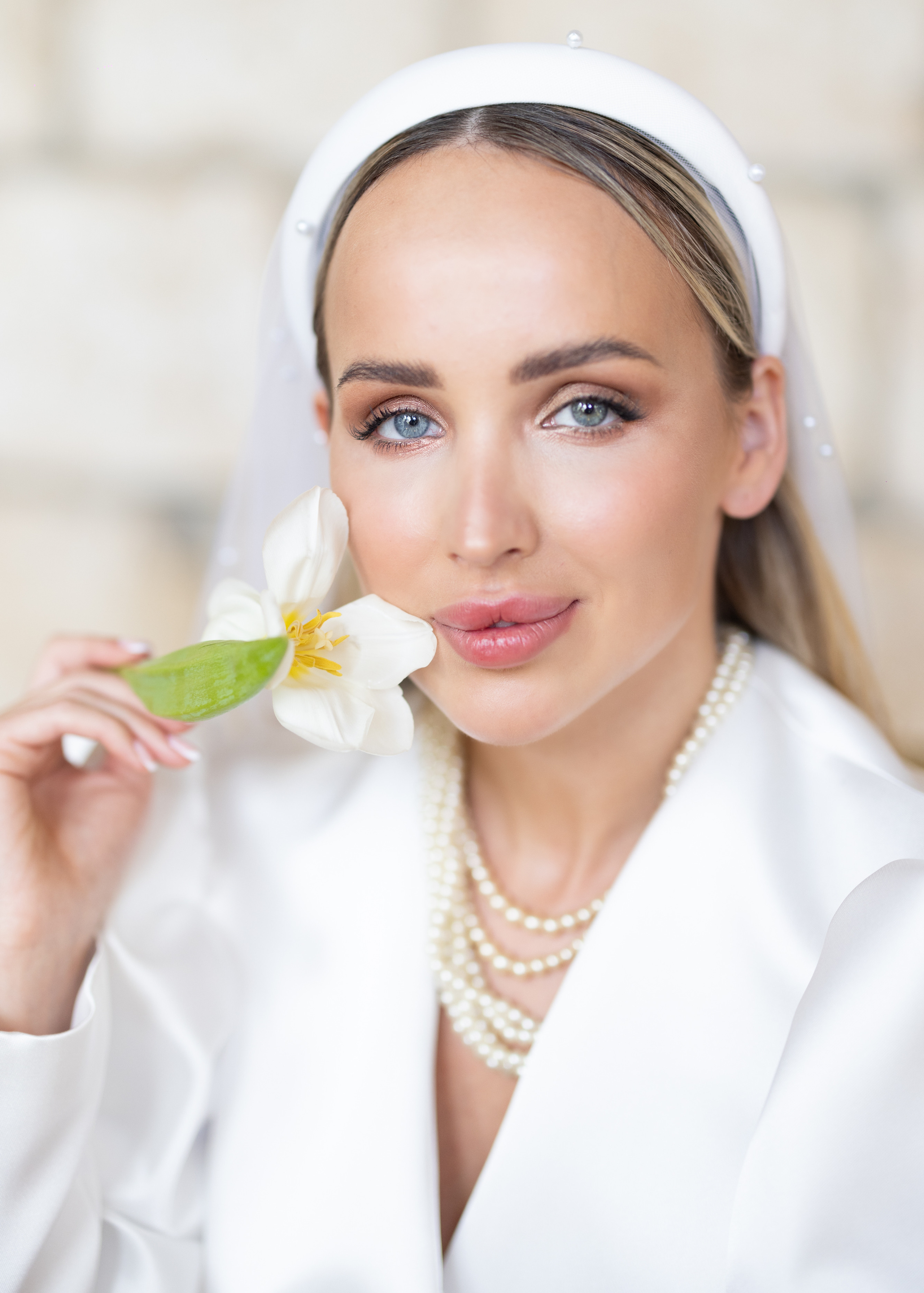 Wedding and Event photography, Kisses + Veil