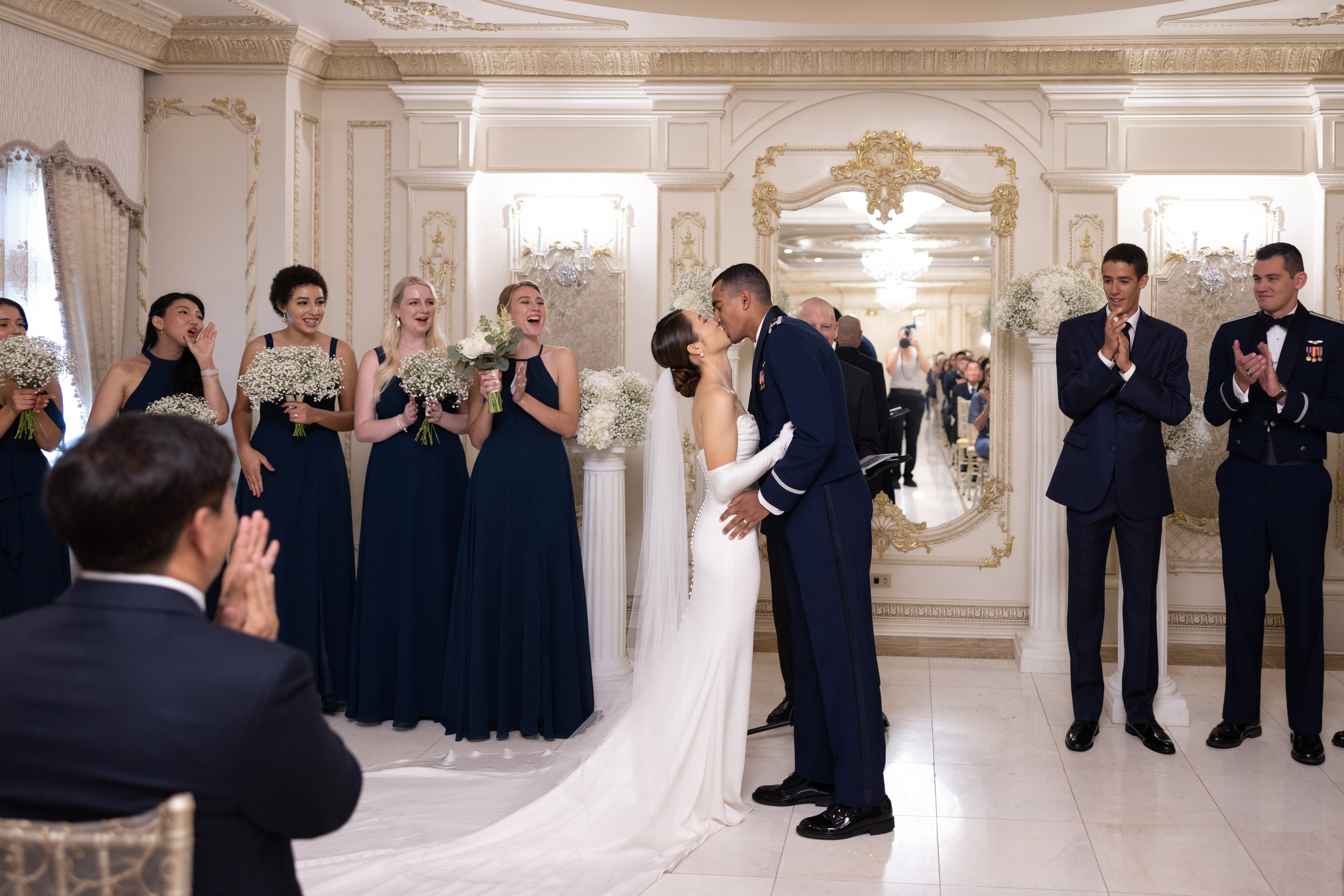 Ester & Conner. Wedding and Event photography, Kisses + Veil