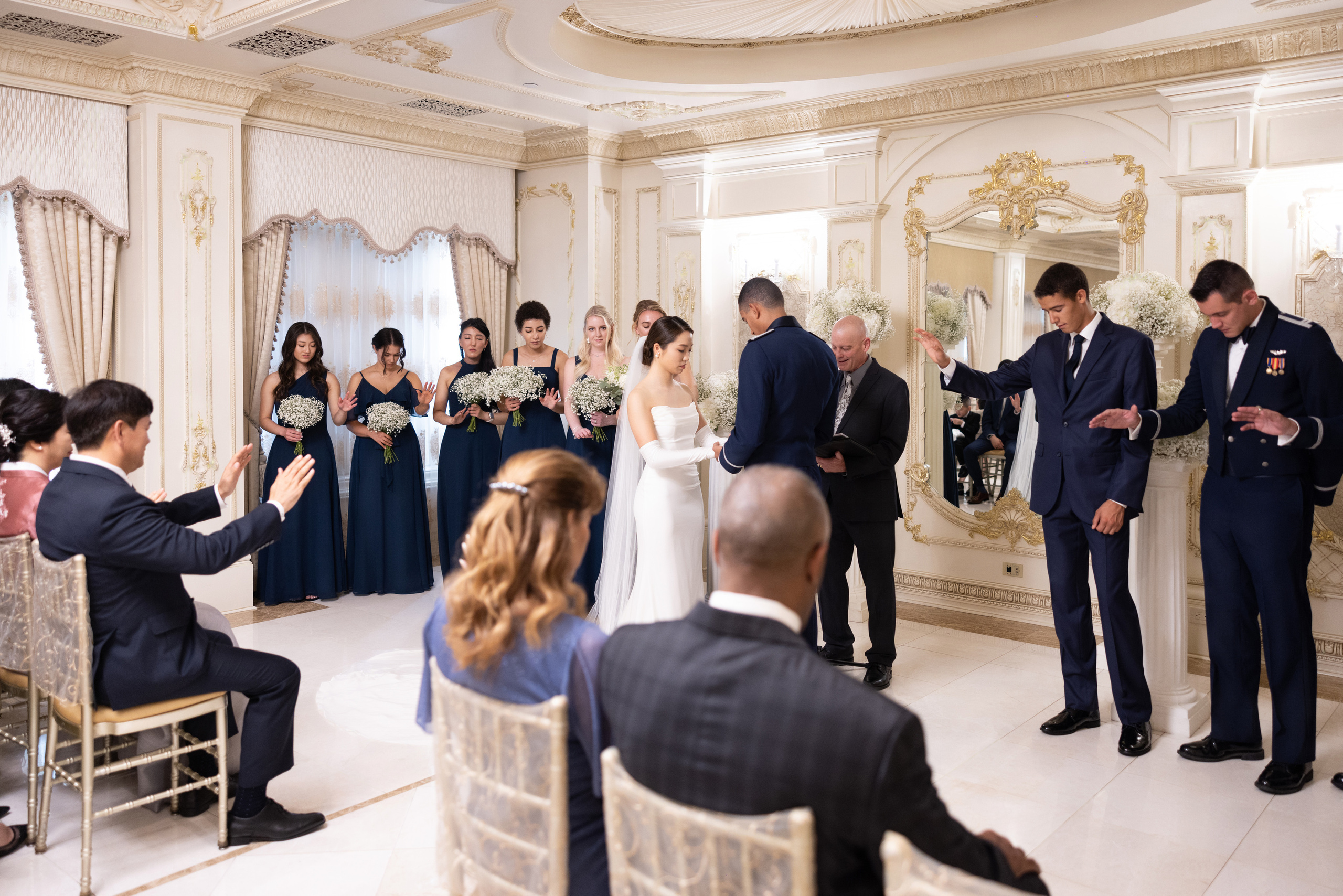 Ester & Conner. Wedding and Event photography, Kisses + Veil