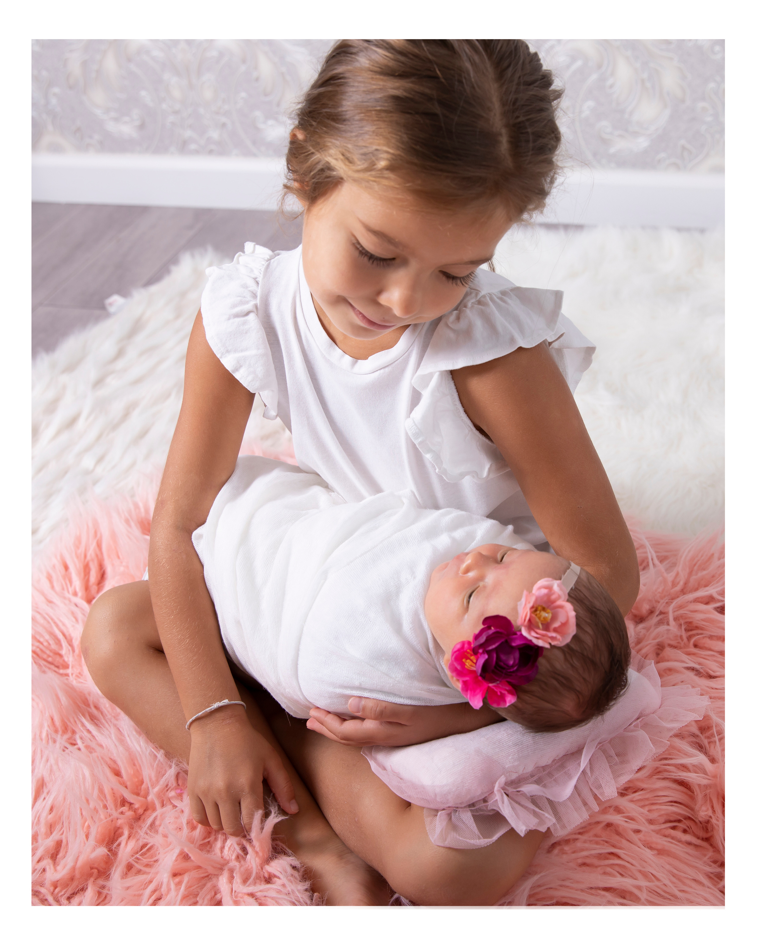 Newborn | Family | Maternity. Wedding and Event photography, Kisses + Veil