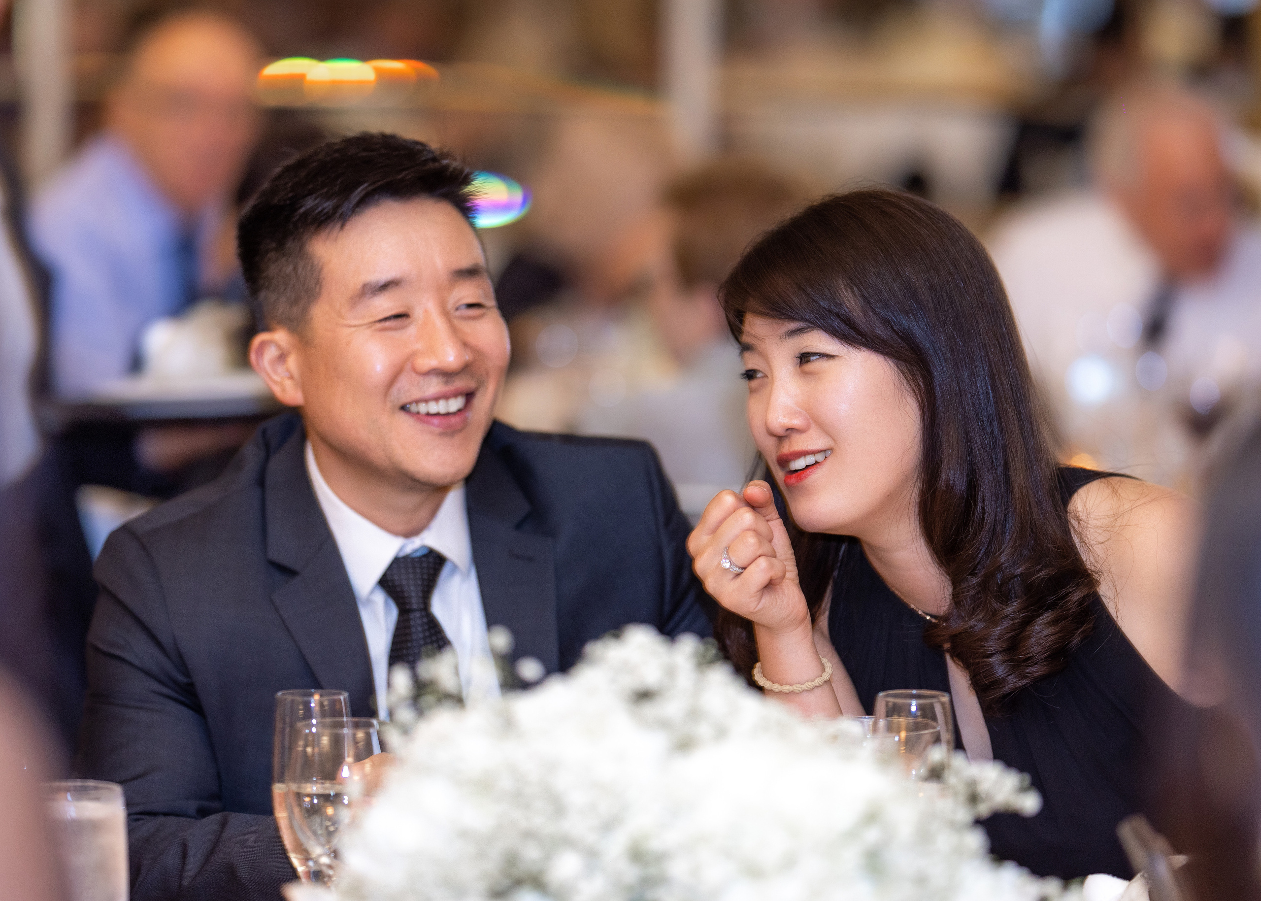 Ester & Conner. Wedding and Event photography, Kisses + Veil