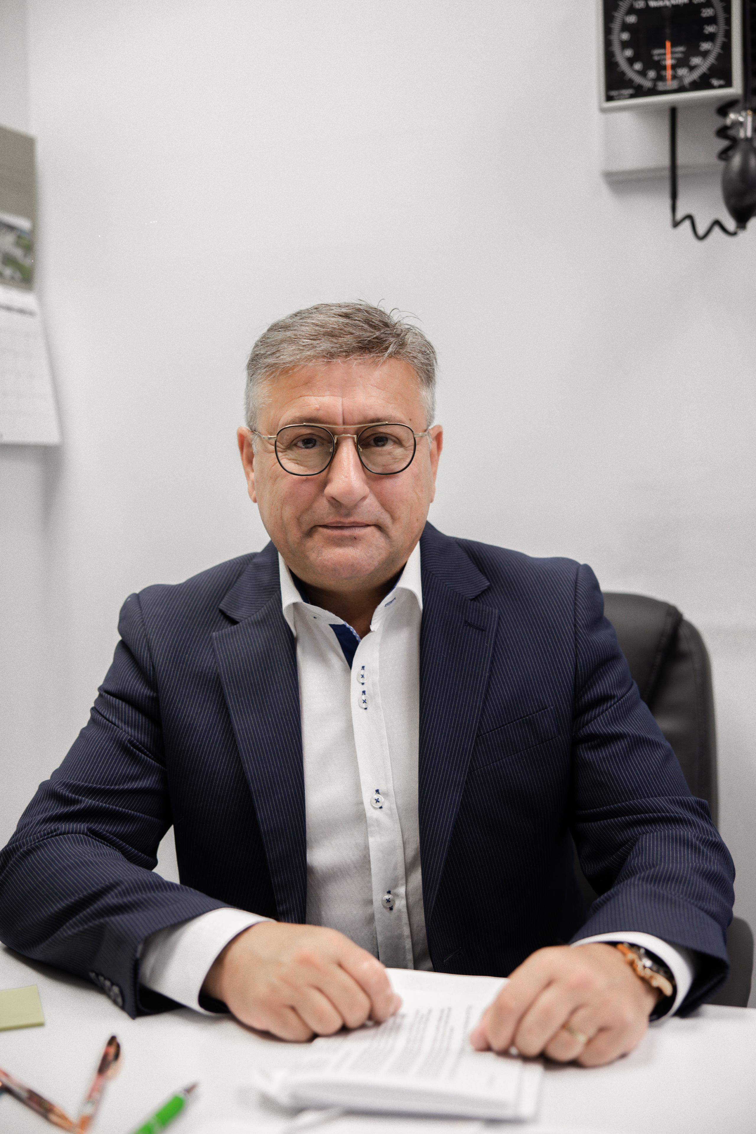 Professional Headshots. Wedding and Event photography, Kisses + Veil