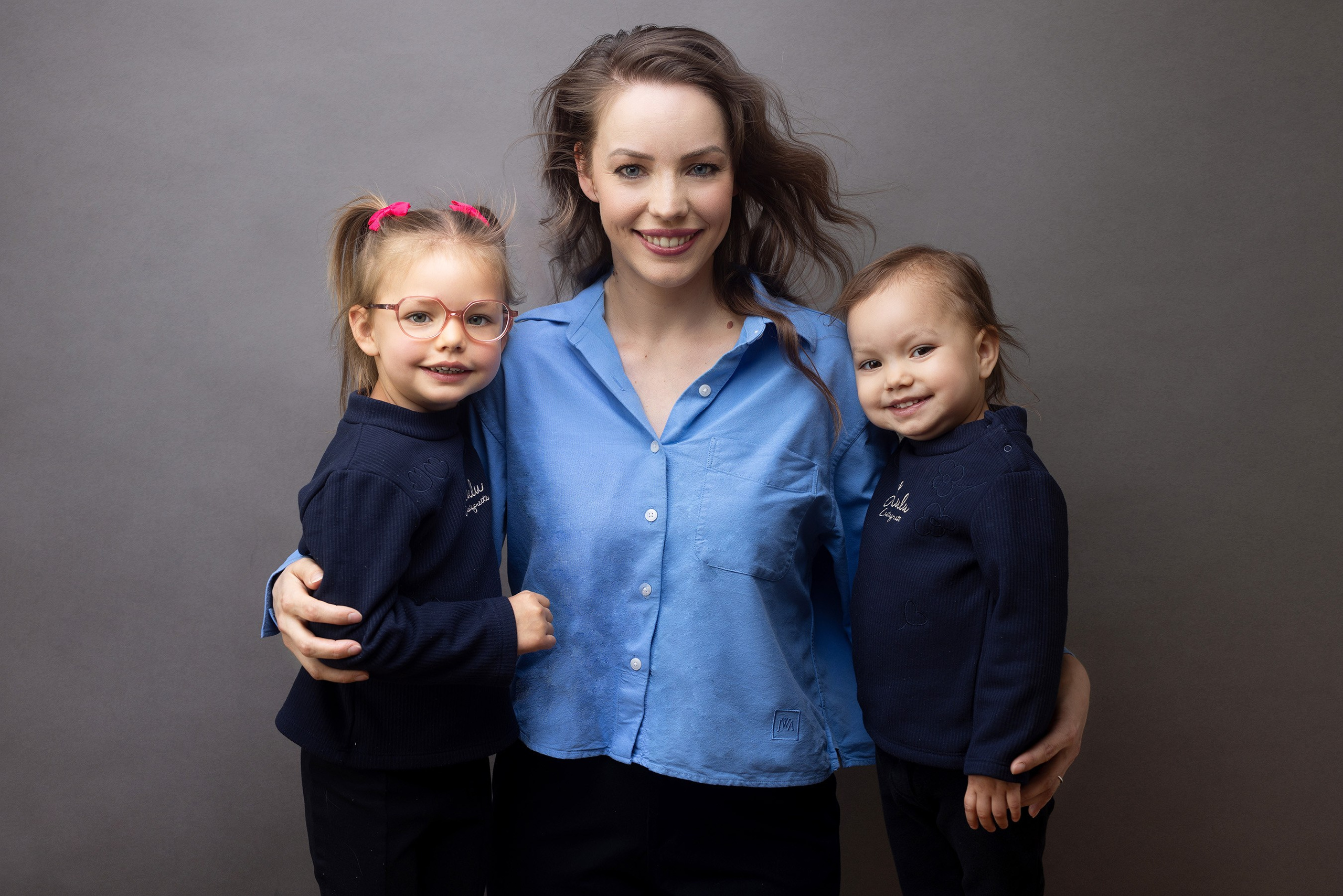 YANA DYLEWSKI — PHOTOGRAPHE MATERNITÉ, NOUVEAUX-NÉS, ENFANTS, FAMILLES ET MARIAGES