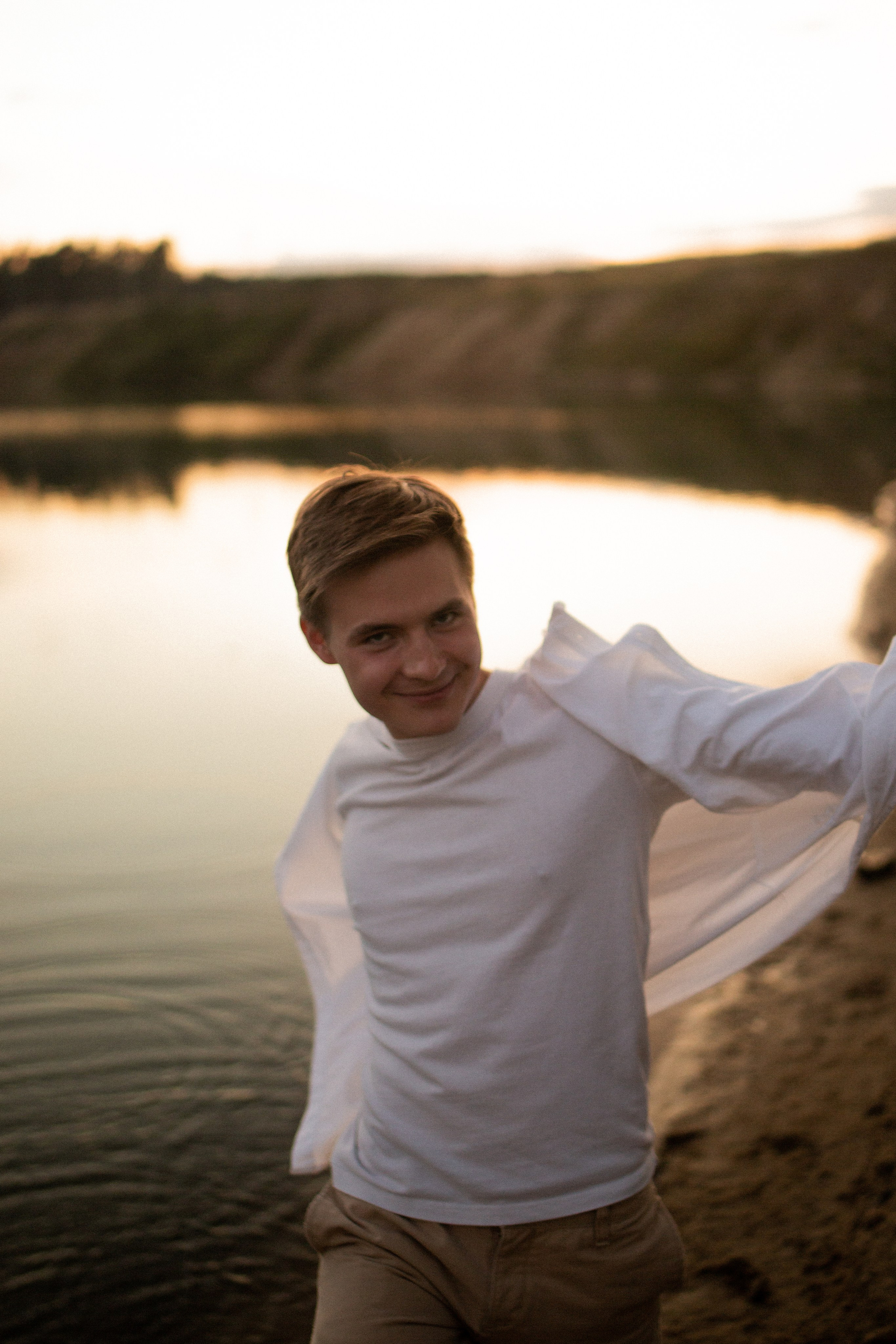 Nikita and Luba. Siblings. Photographer Vladmir Gladkov