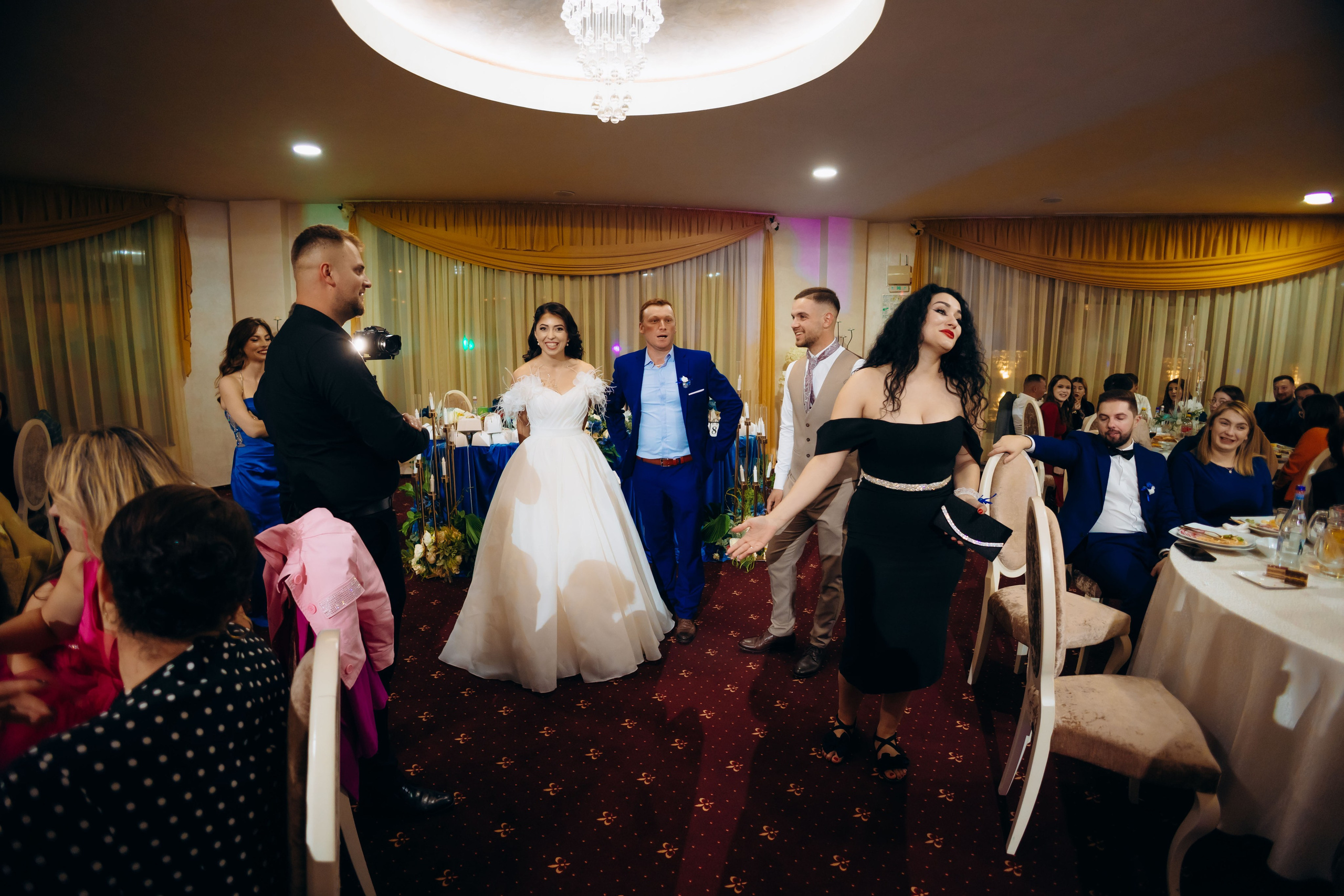 Loredana & Emilian – Ziua Nunții | Videografie - fotografie Botez Suceava, Iași, Botoșani. Servicii foto-video profesionale, pentru momente de neuitat