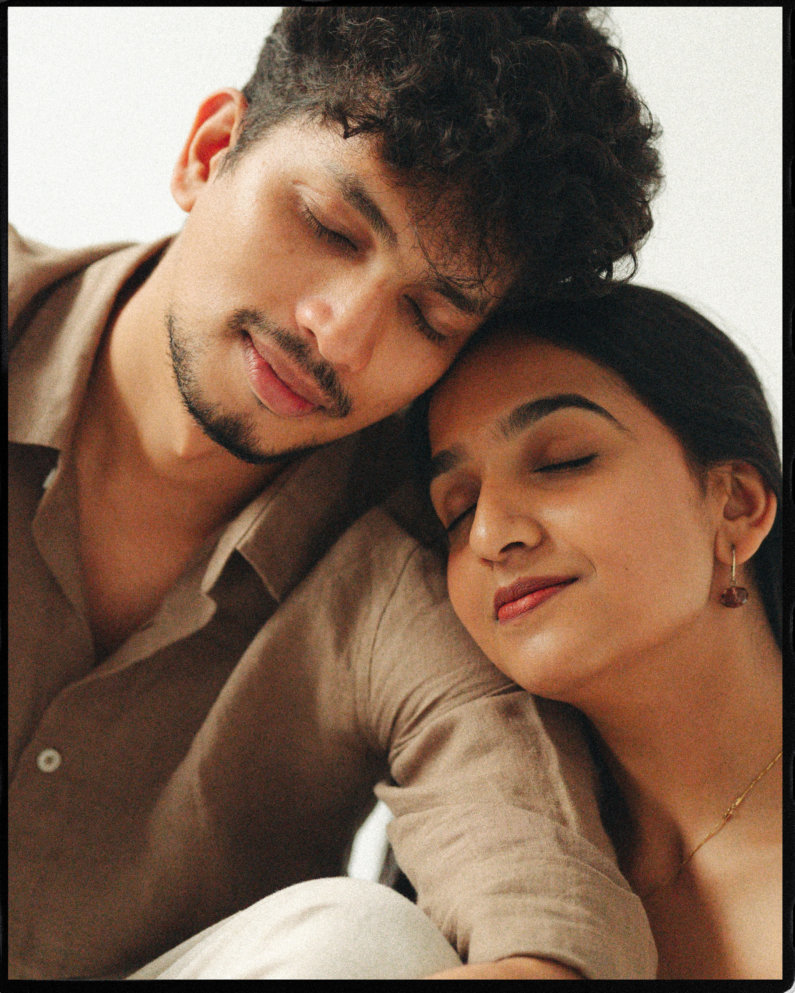 Wedding & Editorial Photographer | Anandshivadas