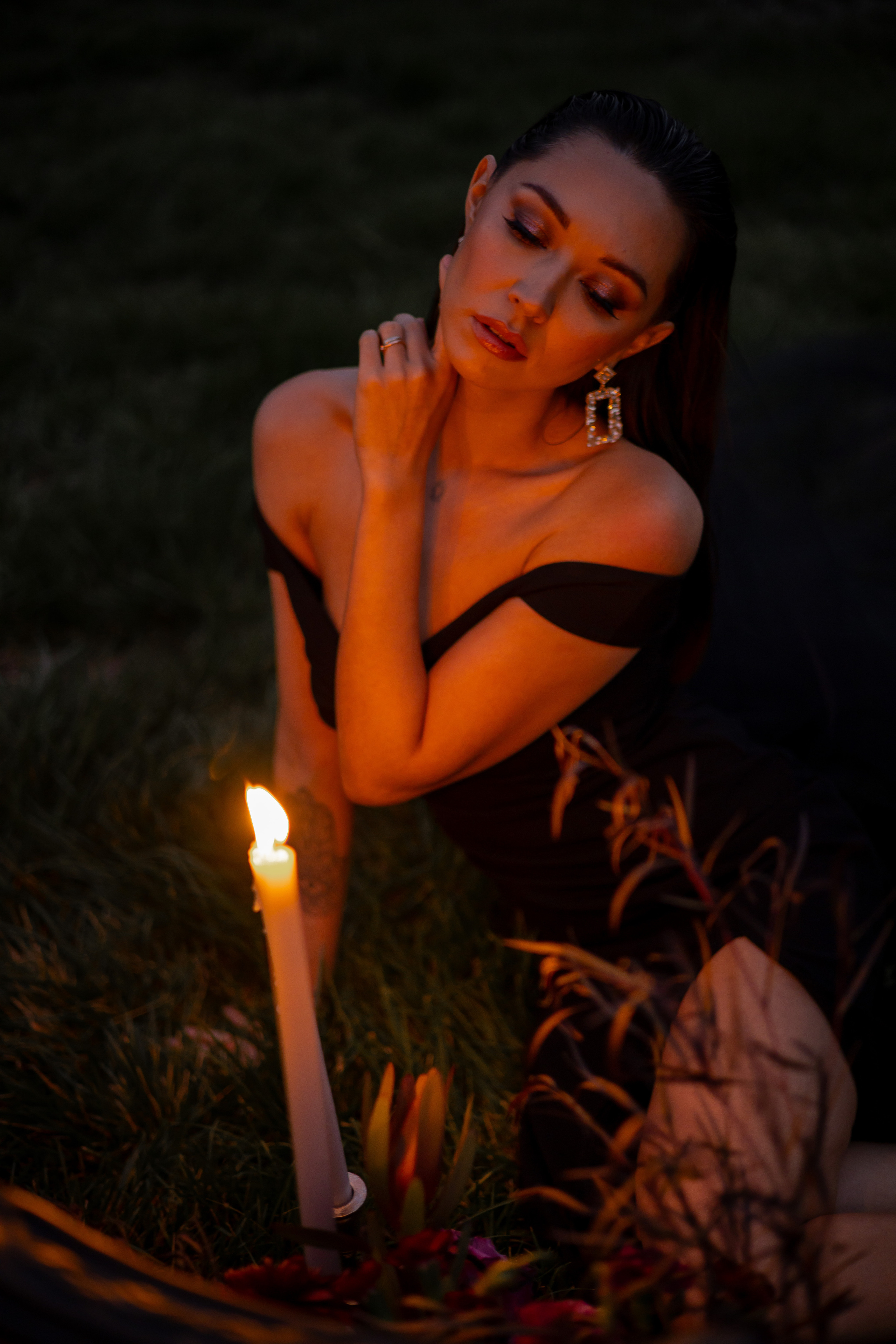 The bride in black dress. Bay Area Photographer: family, maternity, love story, wedding