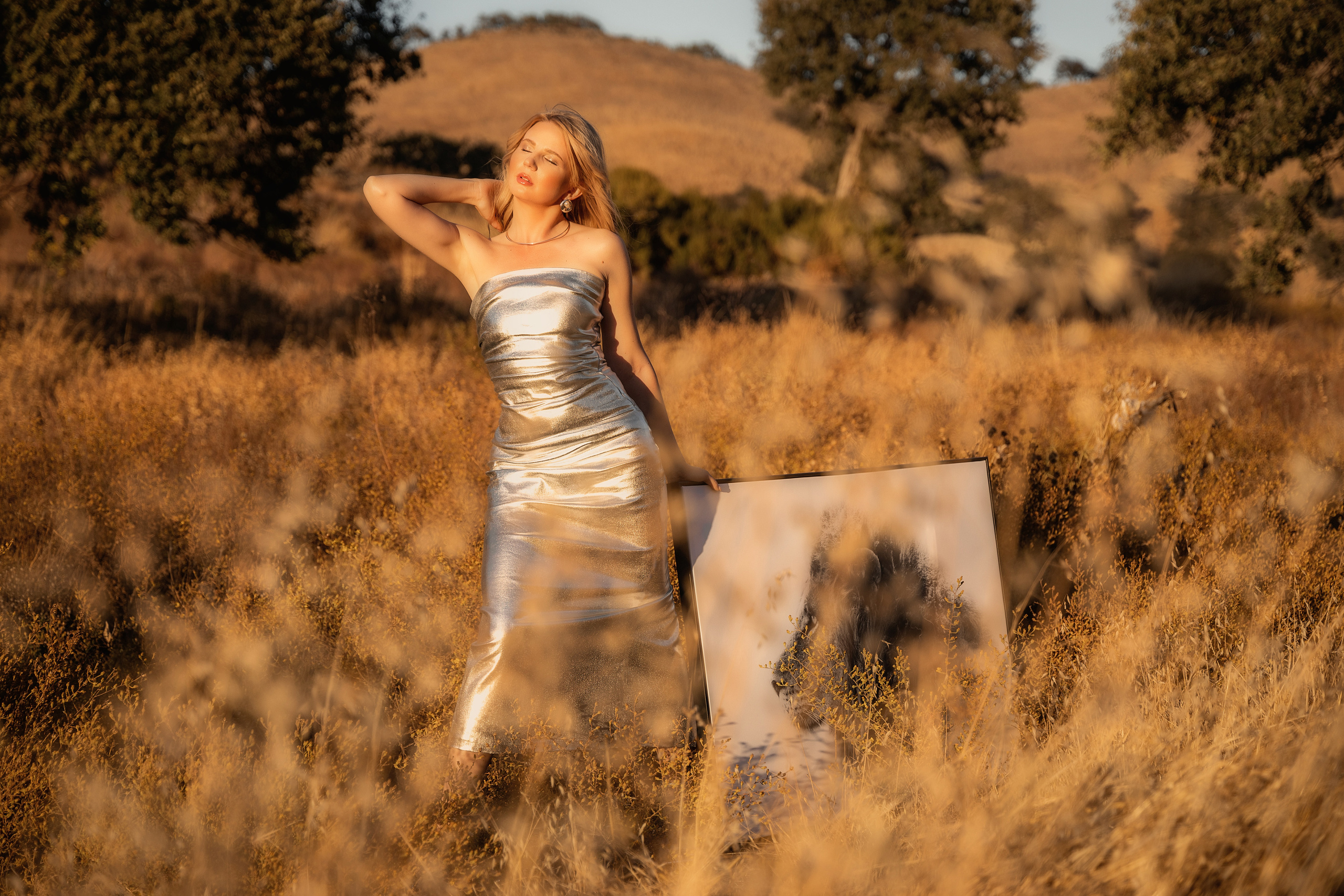 Walking with a lion. Bay Area Photographer: family, maternity, love story, wedding