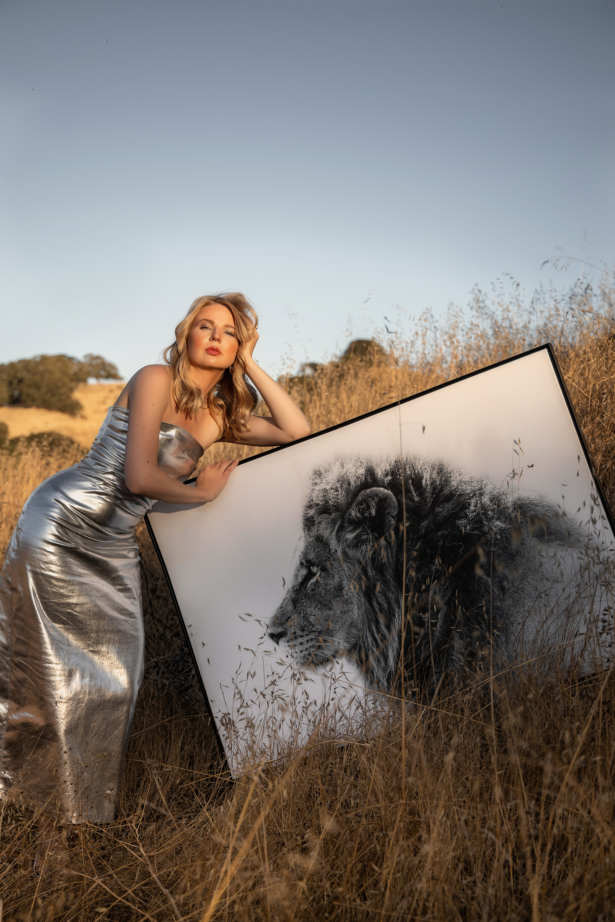 Walking with a lion. Bay Area Photographer: family, maternity, love story, wedding