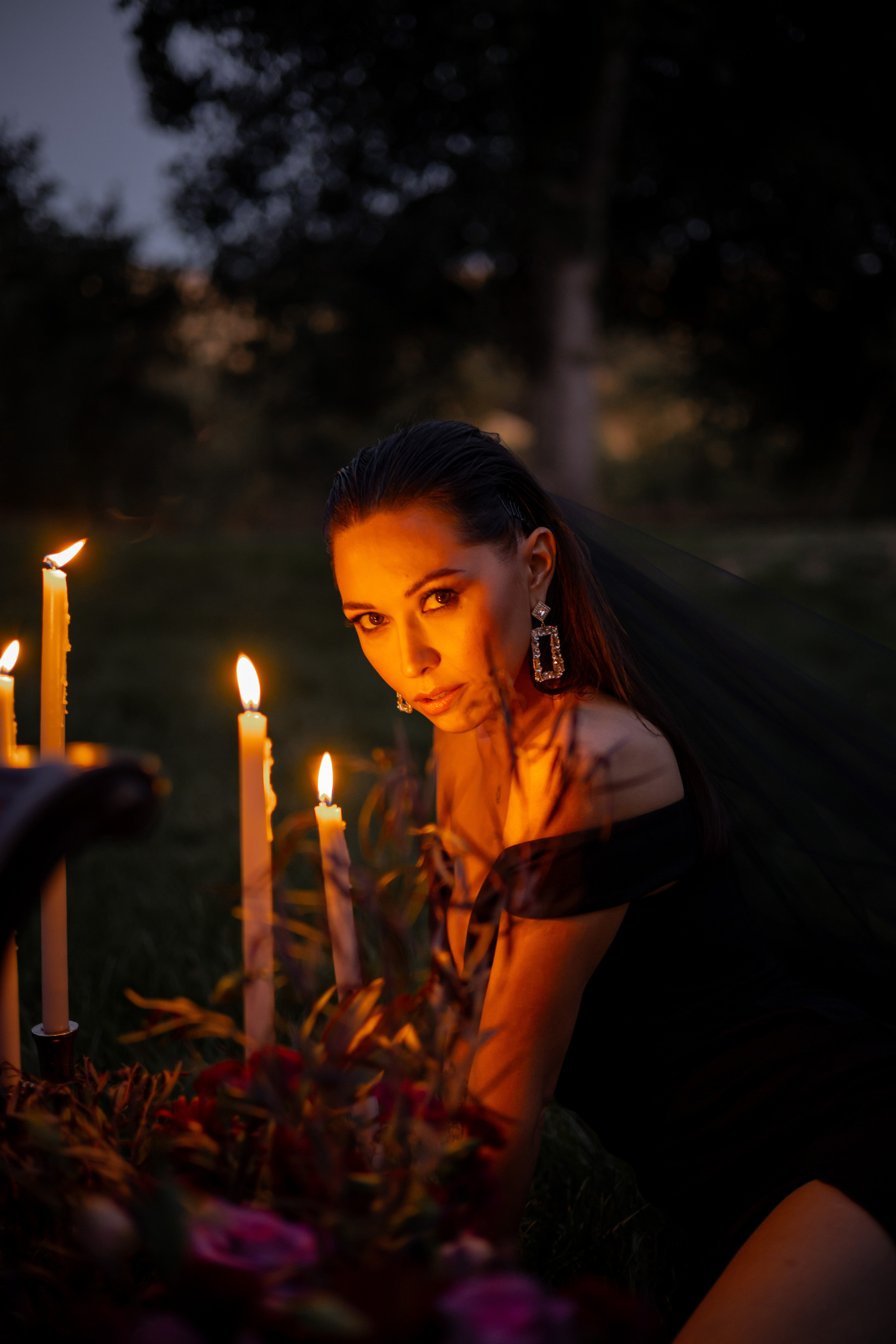 The bride in black dress. Bay Area Photographer: family, maternity, love story, wedding