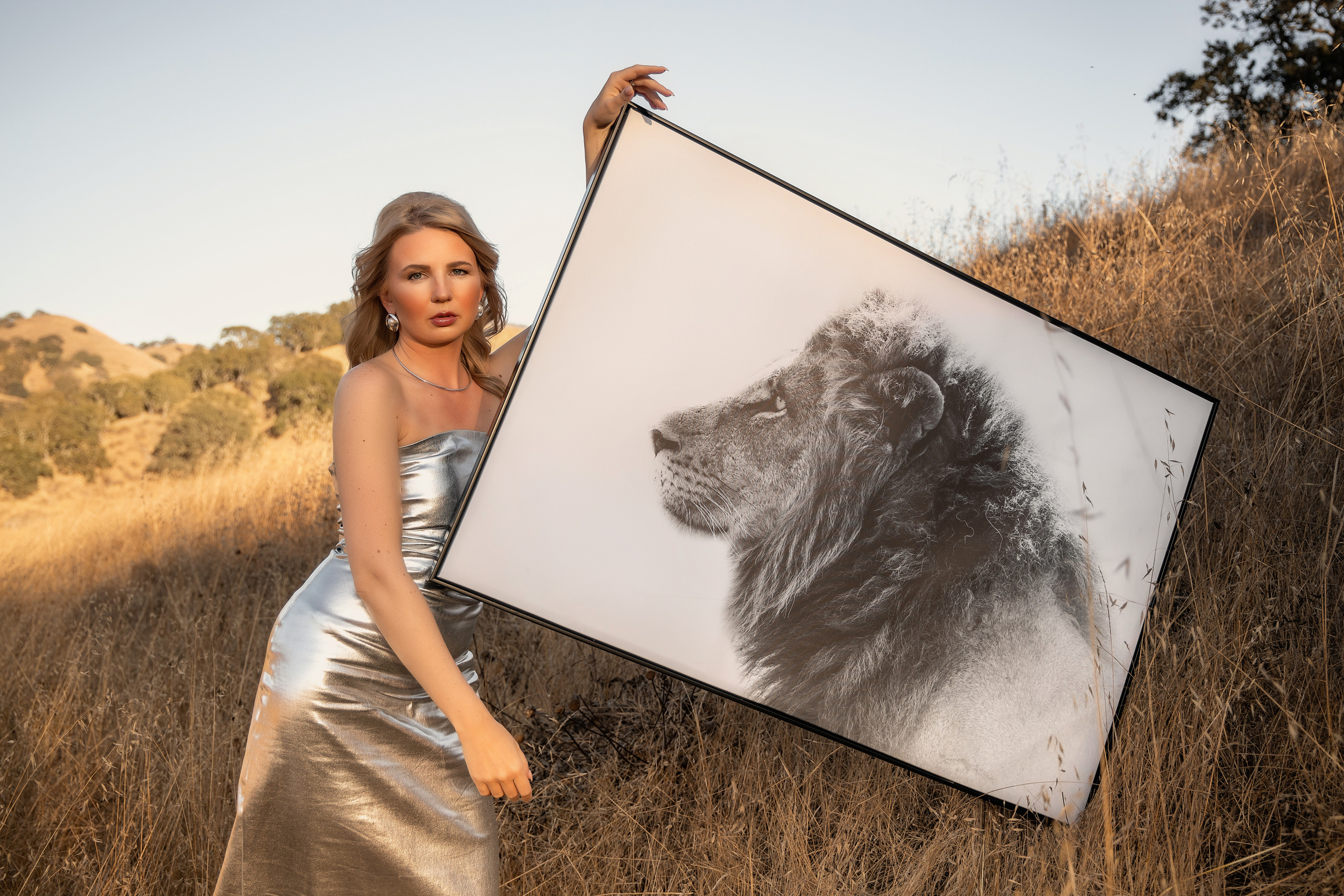 Walking with a lion. Bay Area Photographer: family, maternity, love story, wedding