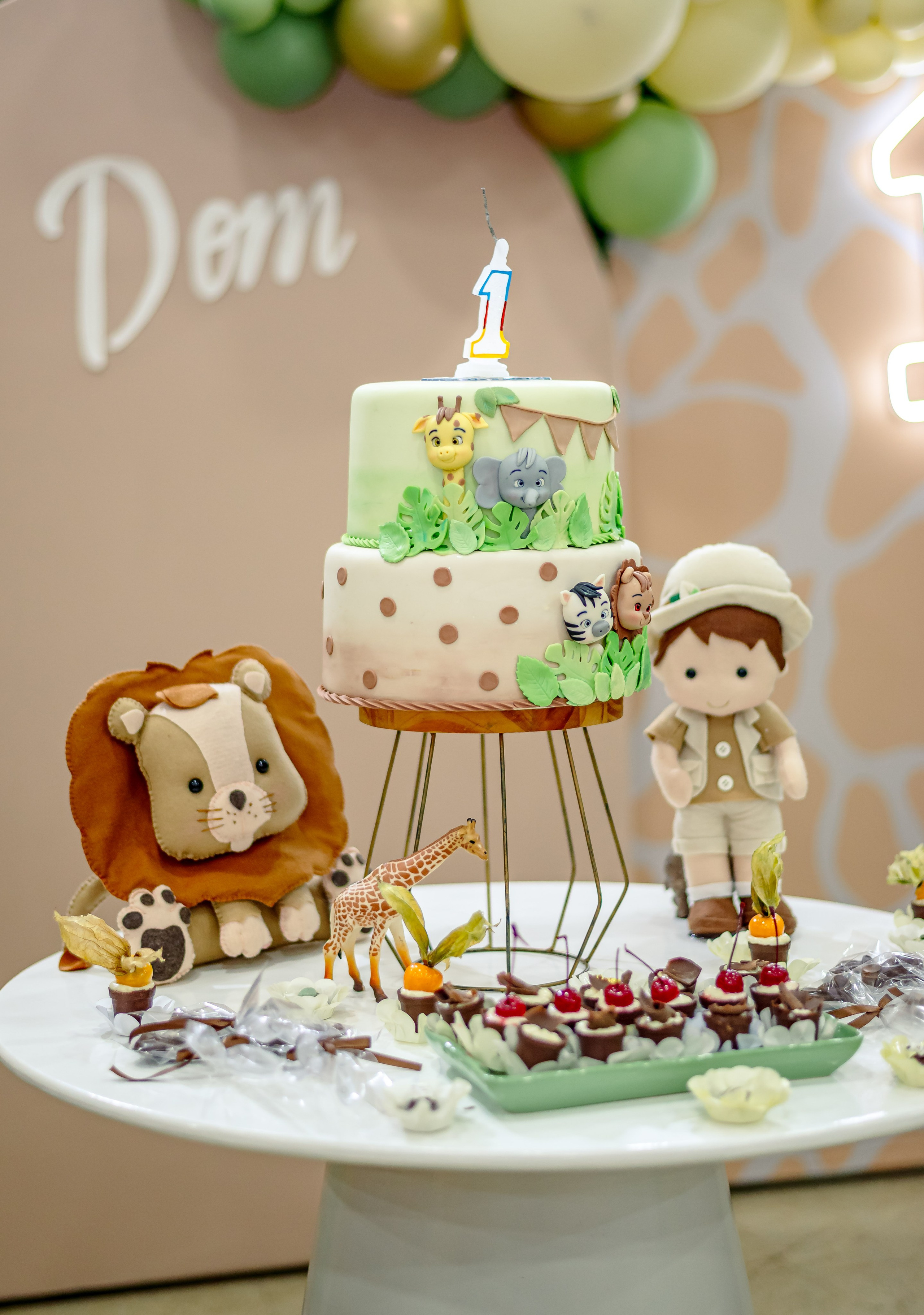 Dom 1 aninho. Wedding photographer Ana Koshi