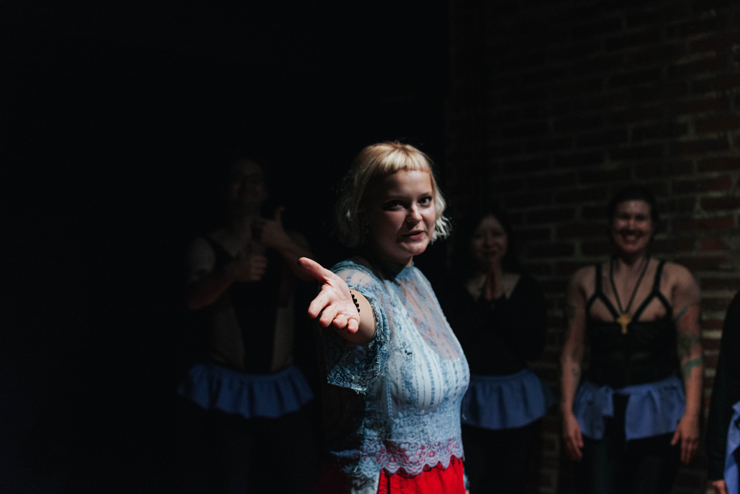 Анонс. Полковник и птицы. Фотограф @elmirkami в городе Буэнос-Айрес