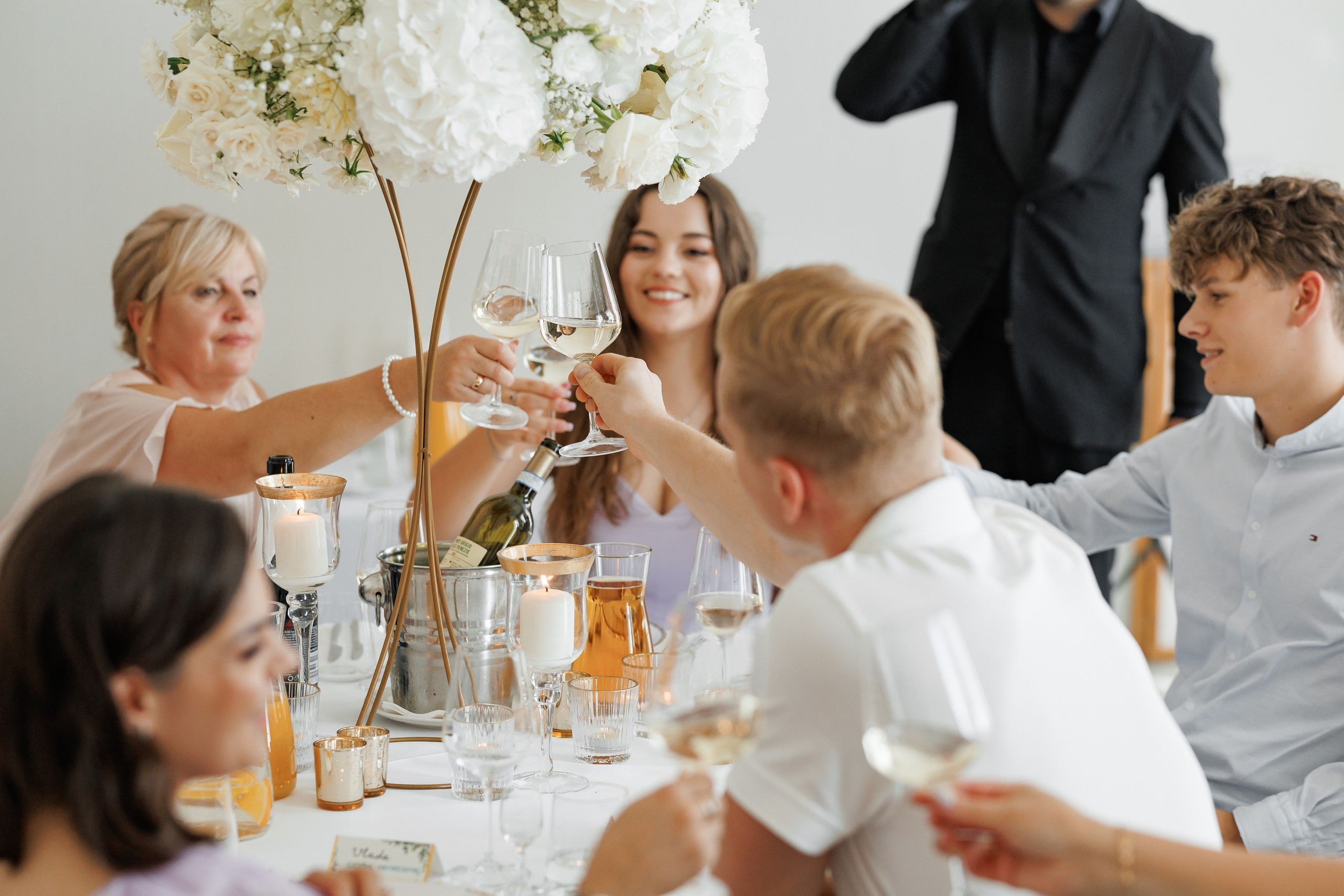 Valeria & Vitaliy. Ziyad Restaurant. 2024. Fotograf ślubny i rodzinny w Krakowie Yana Klymova
