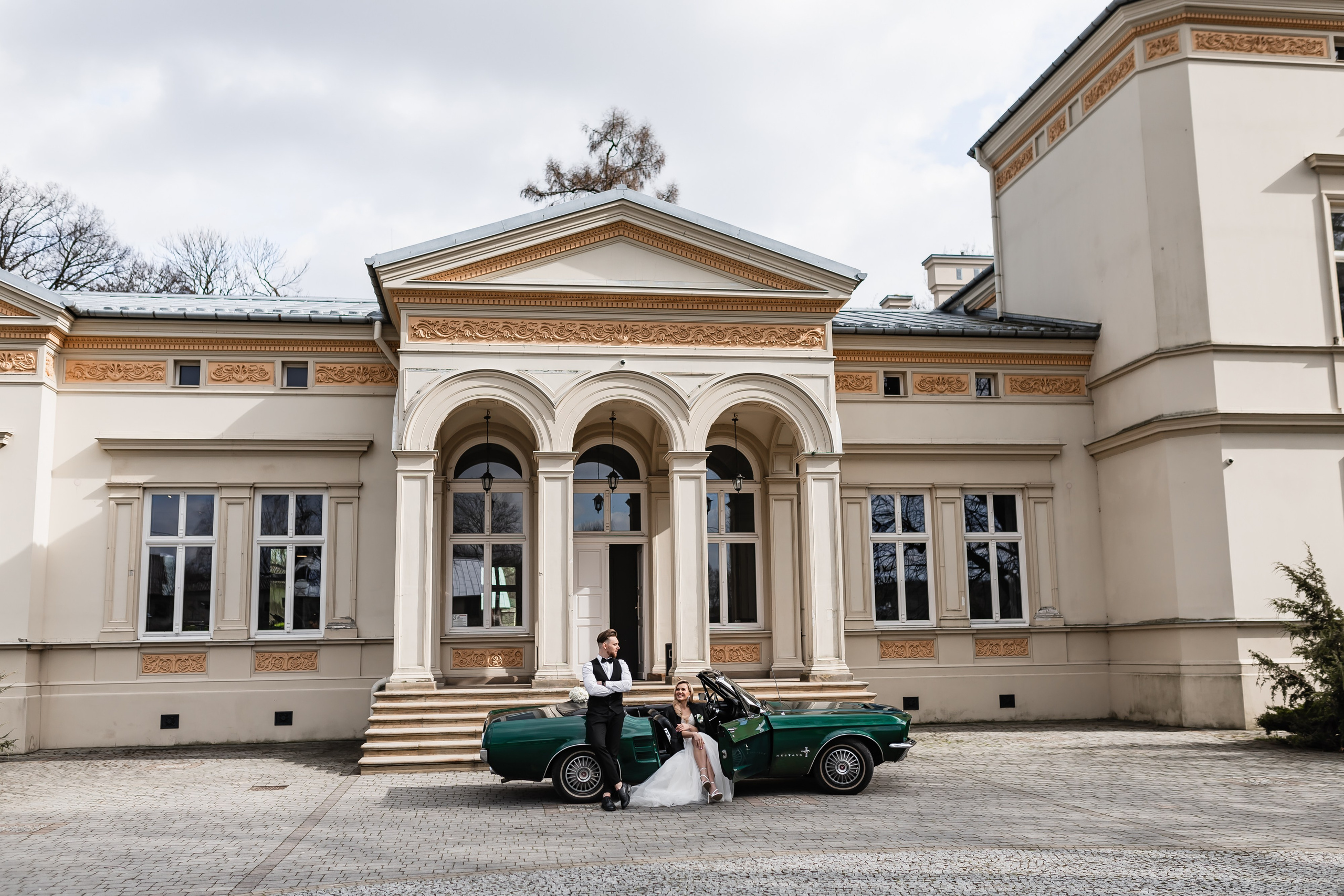 Palac Minoga. Fotograf ślubny i rodzinny w Krakowie Yana Klymova