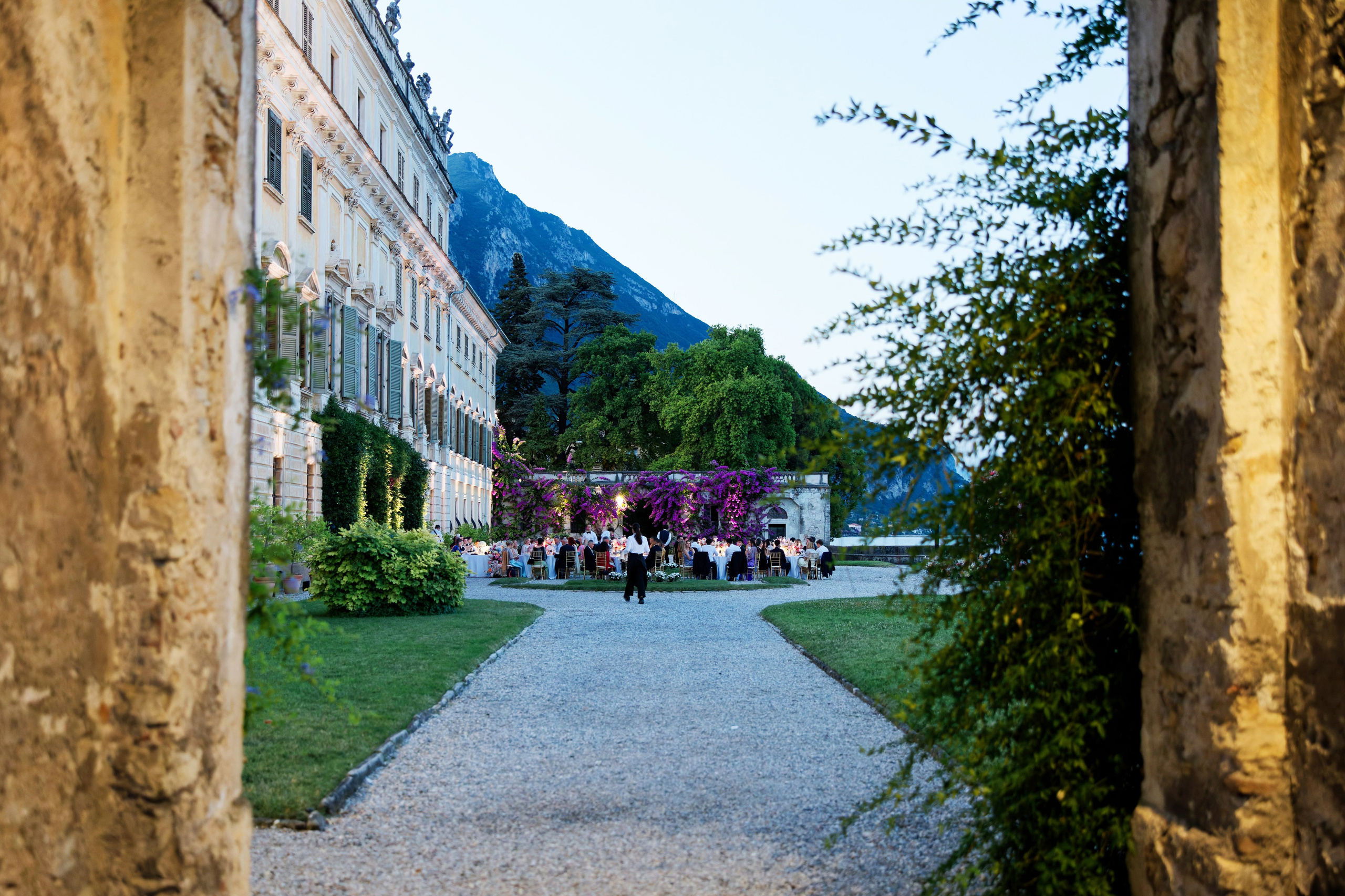 Wedding at Villa Bettoni on Lake Garda